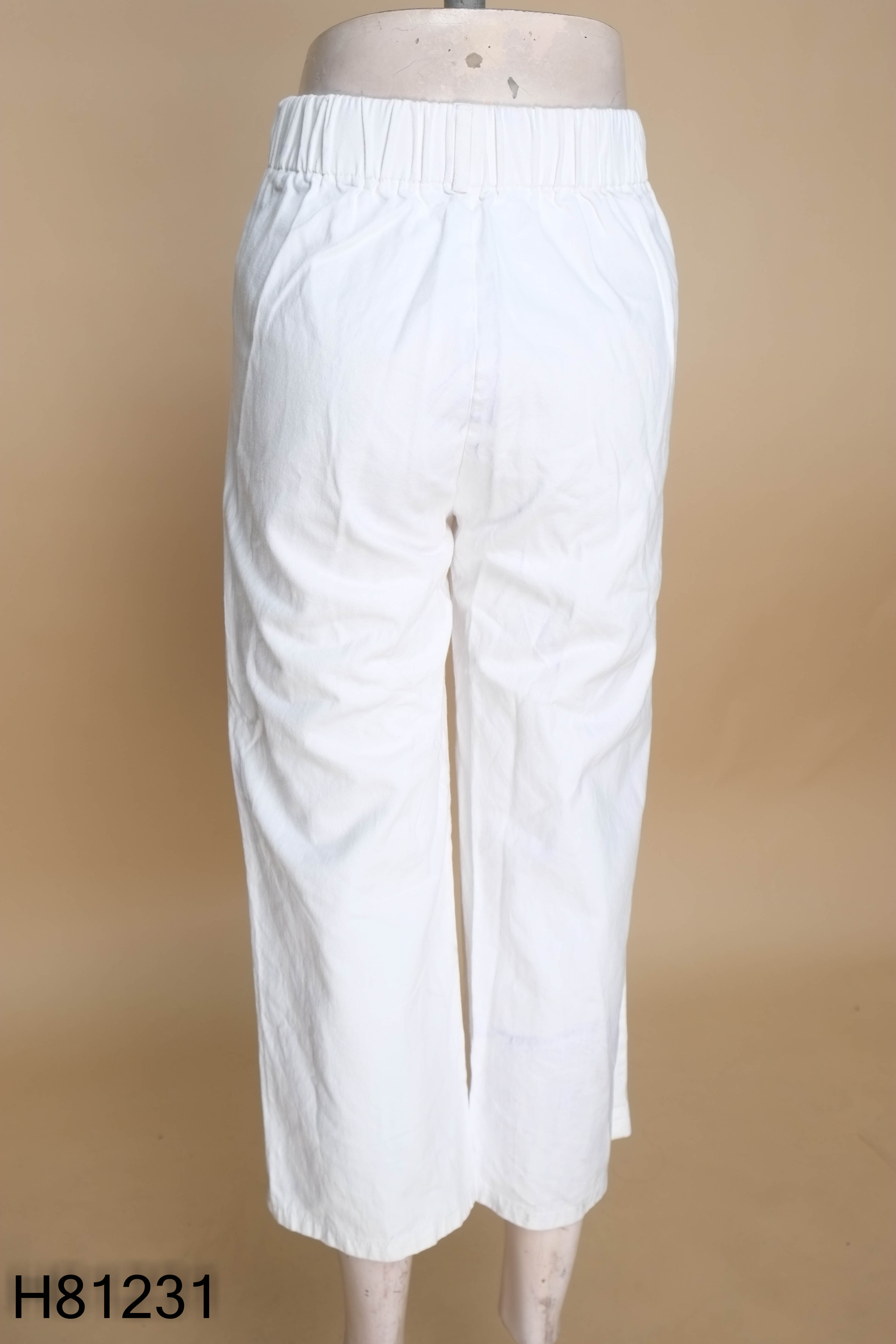 Quần kaki trắng trơn