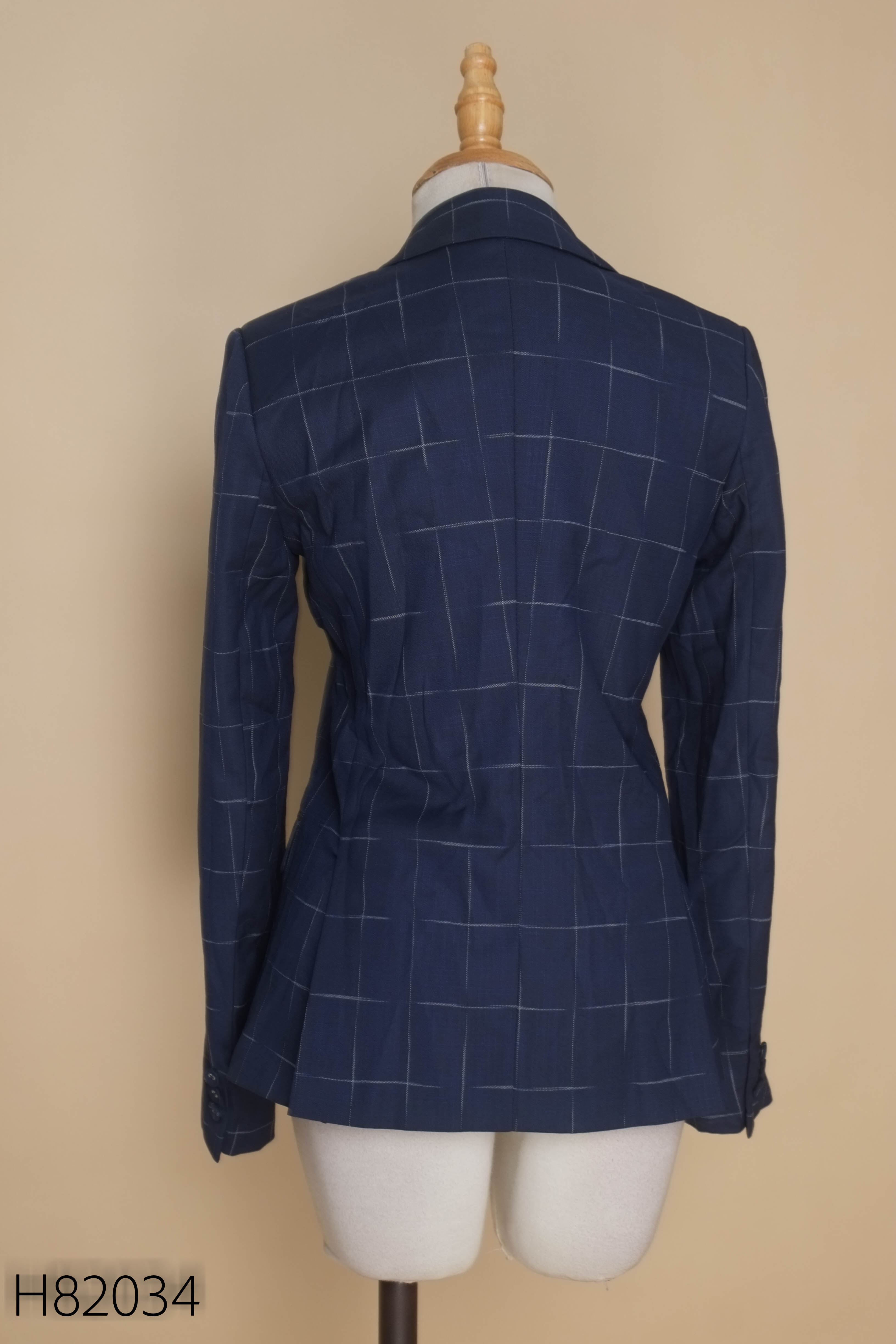 Áo vest xanh phối kẻ trắng