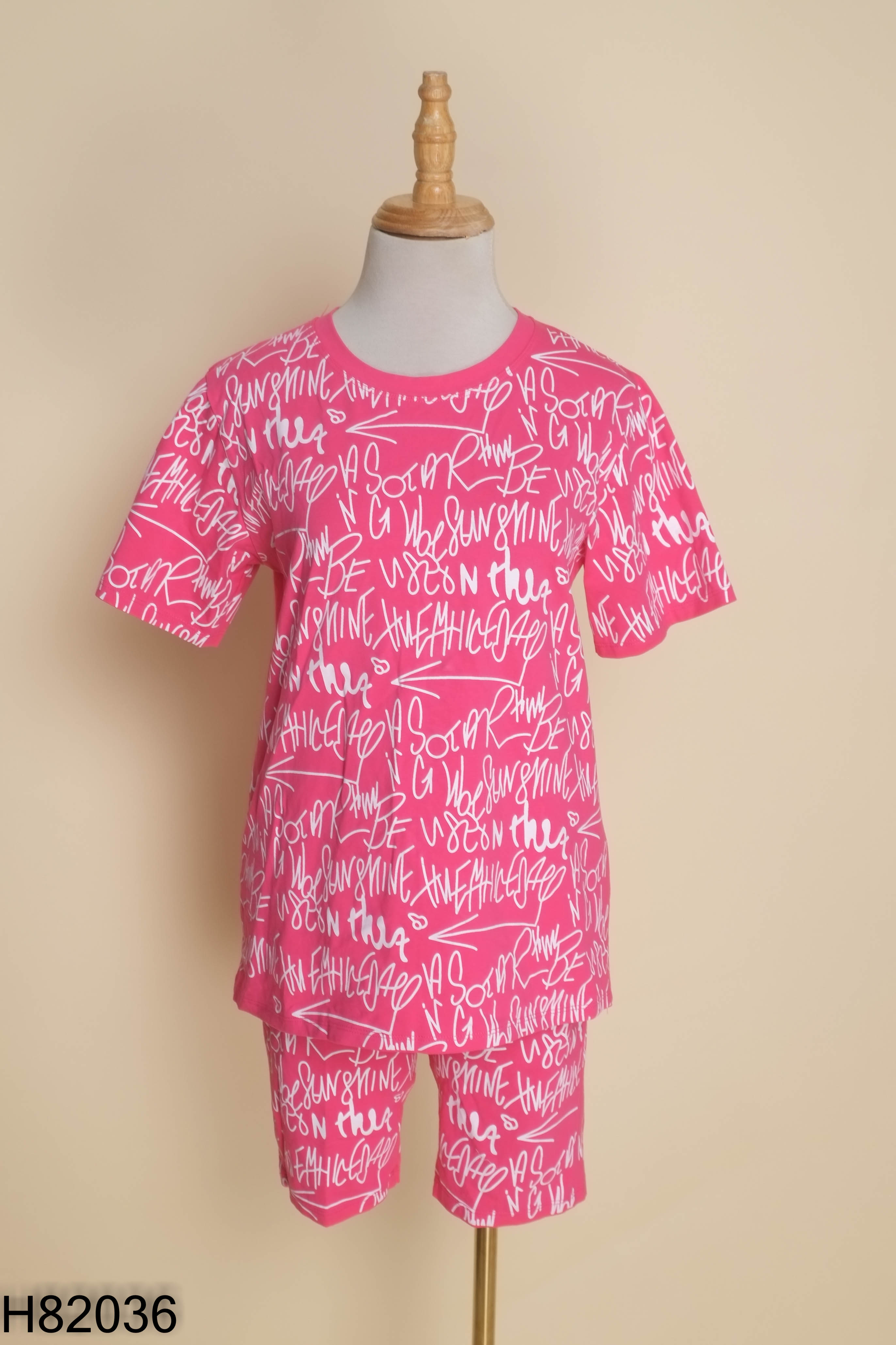 Set Áo thun hồng họa tiết trắng + Quần culottes