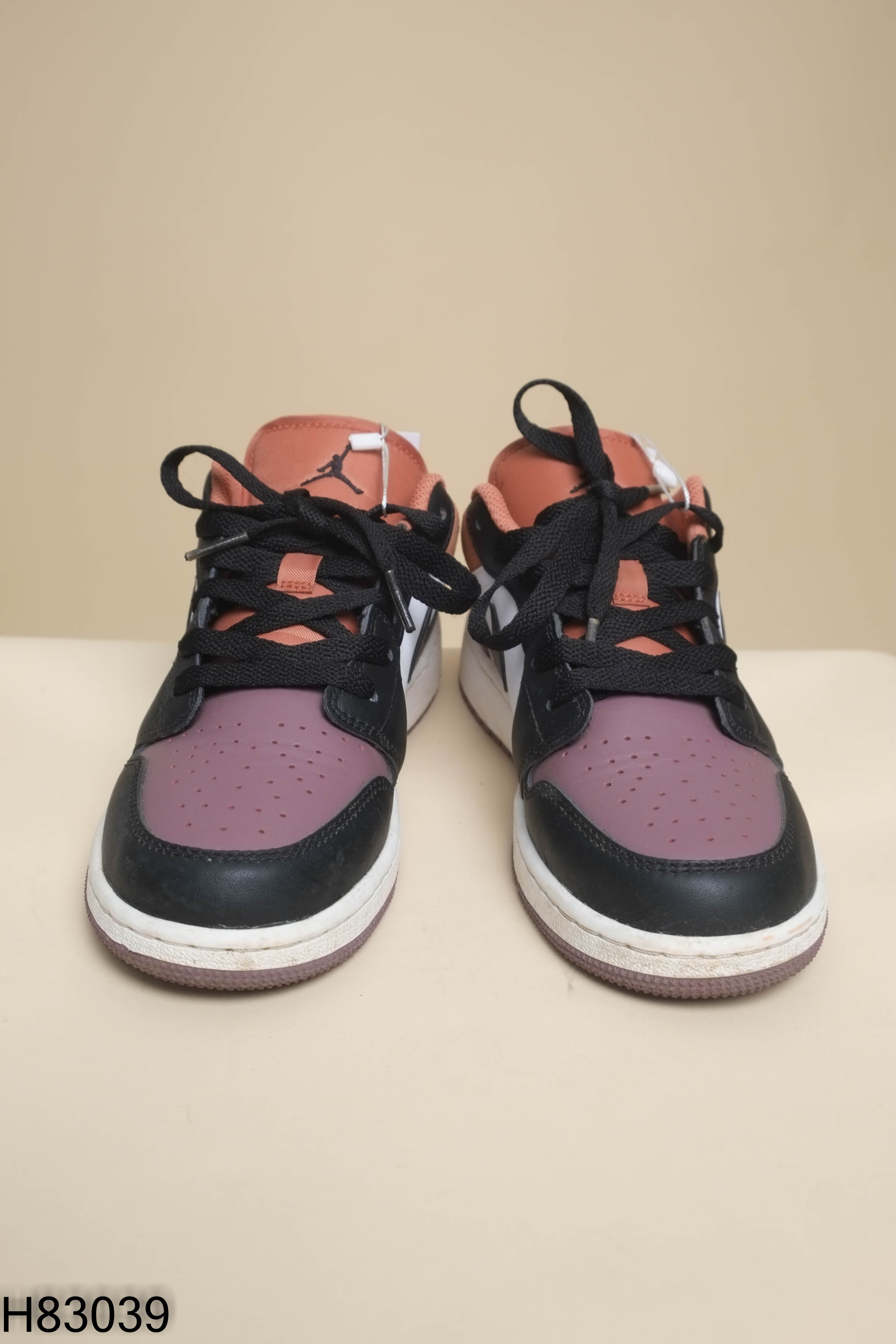 Giày thể thao tím NIKE AIR JORDAN 1 LOW SE SKY