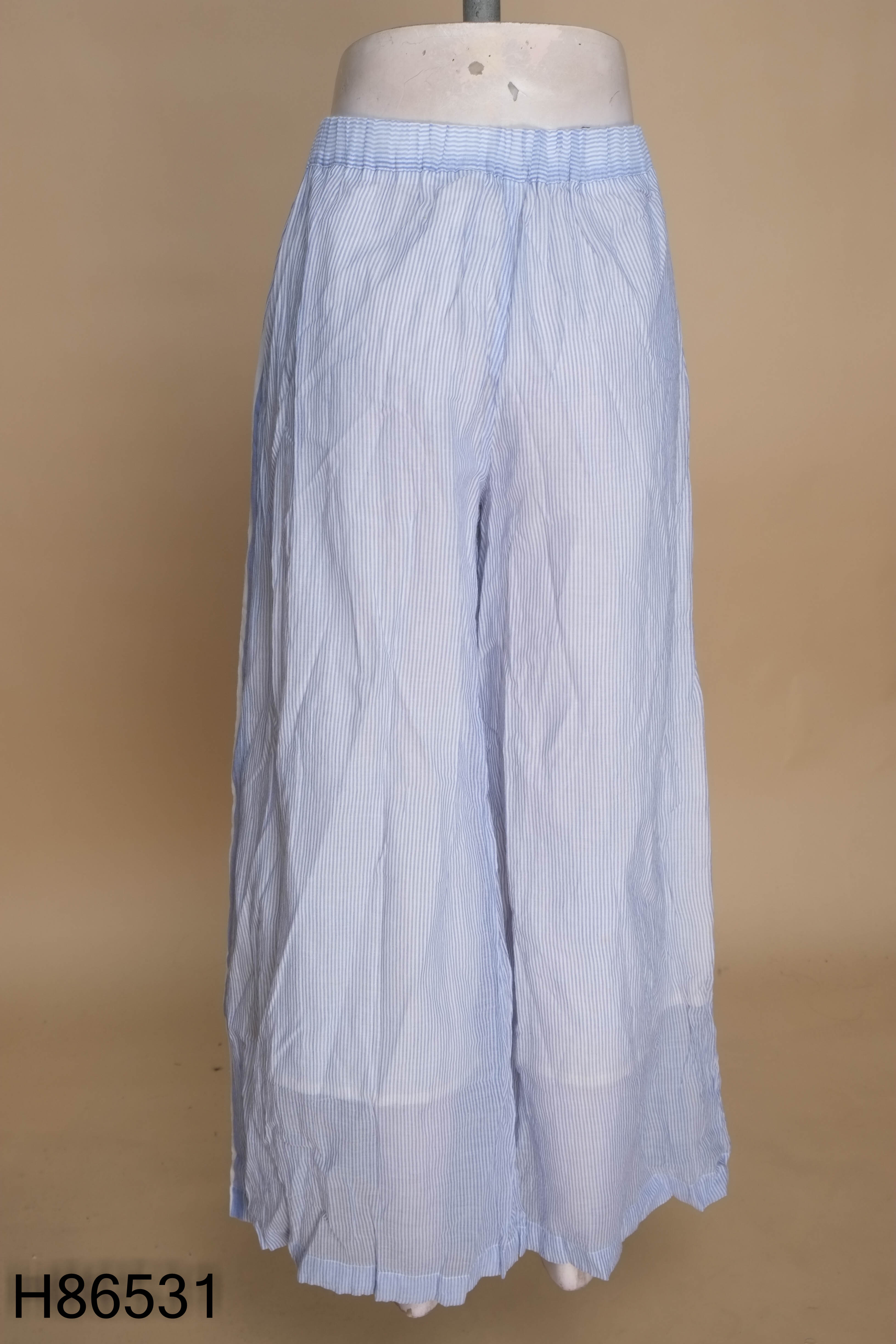 Quần đũi xanh sọc