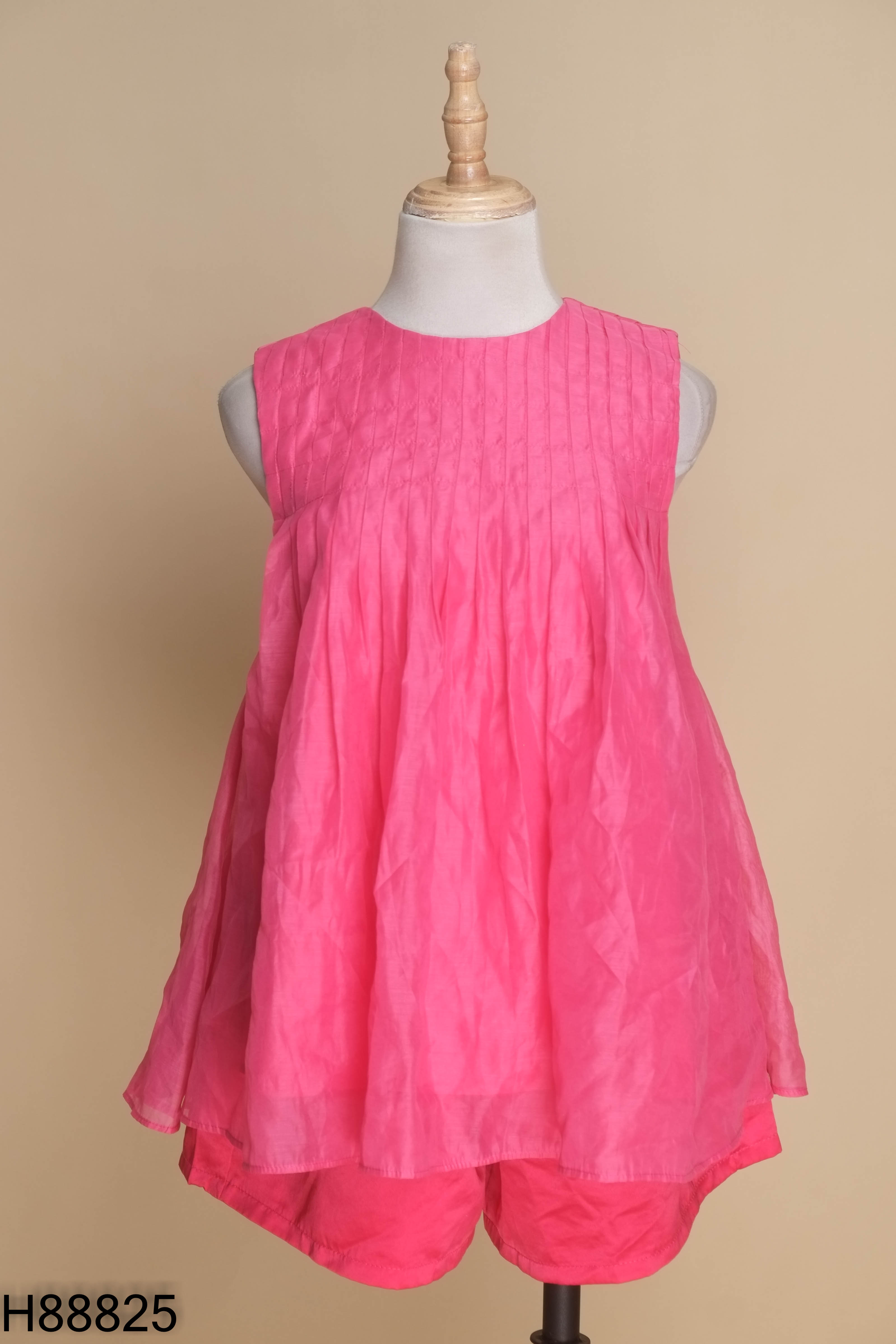Set VM áo kiểu hồng + quần shorts