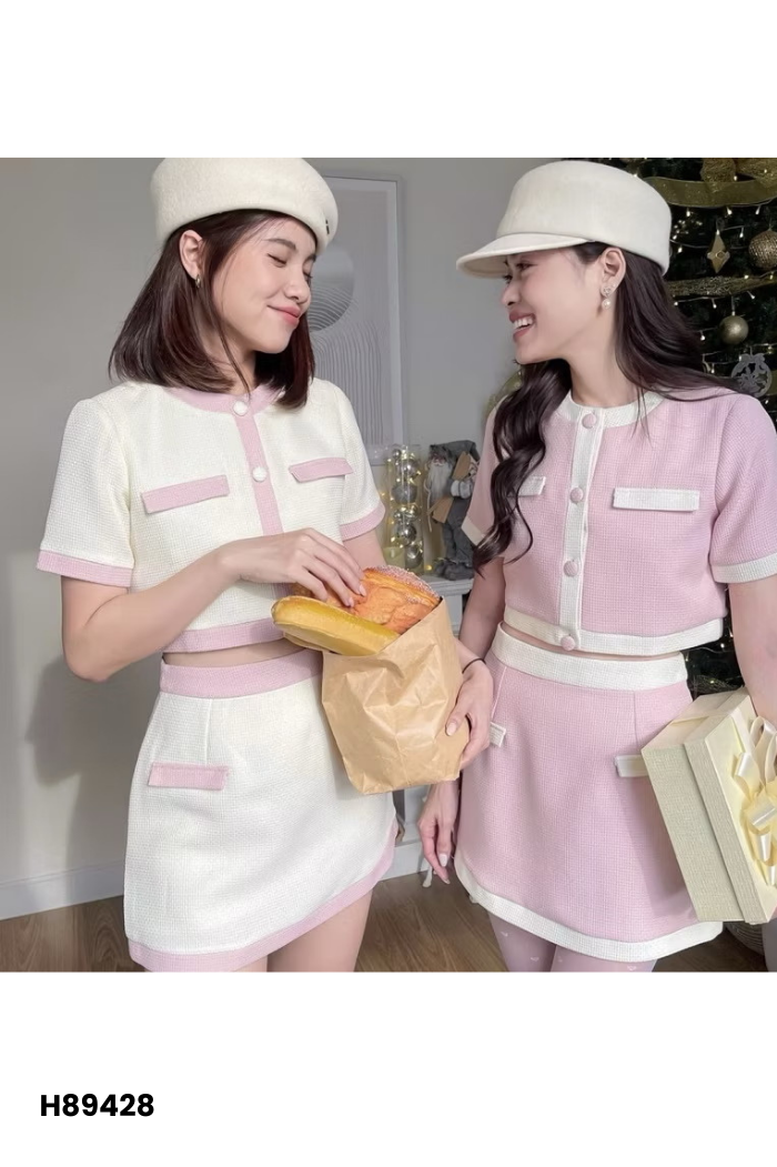 Set Áo trắng CHAU NHI viền hồng + chân váy