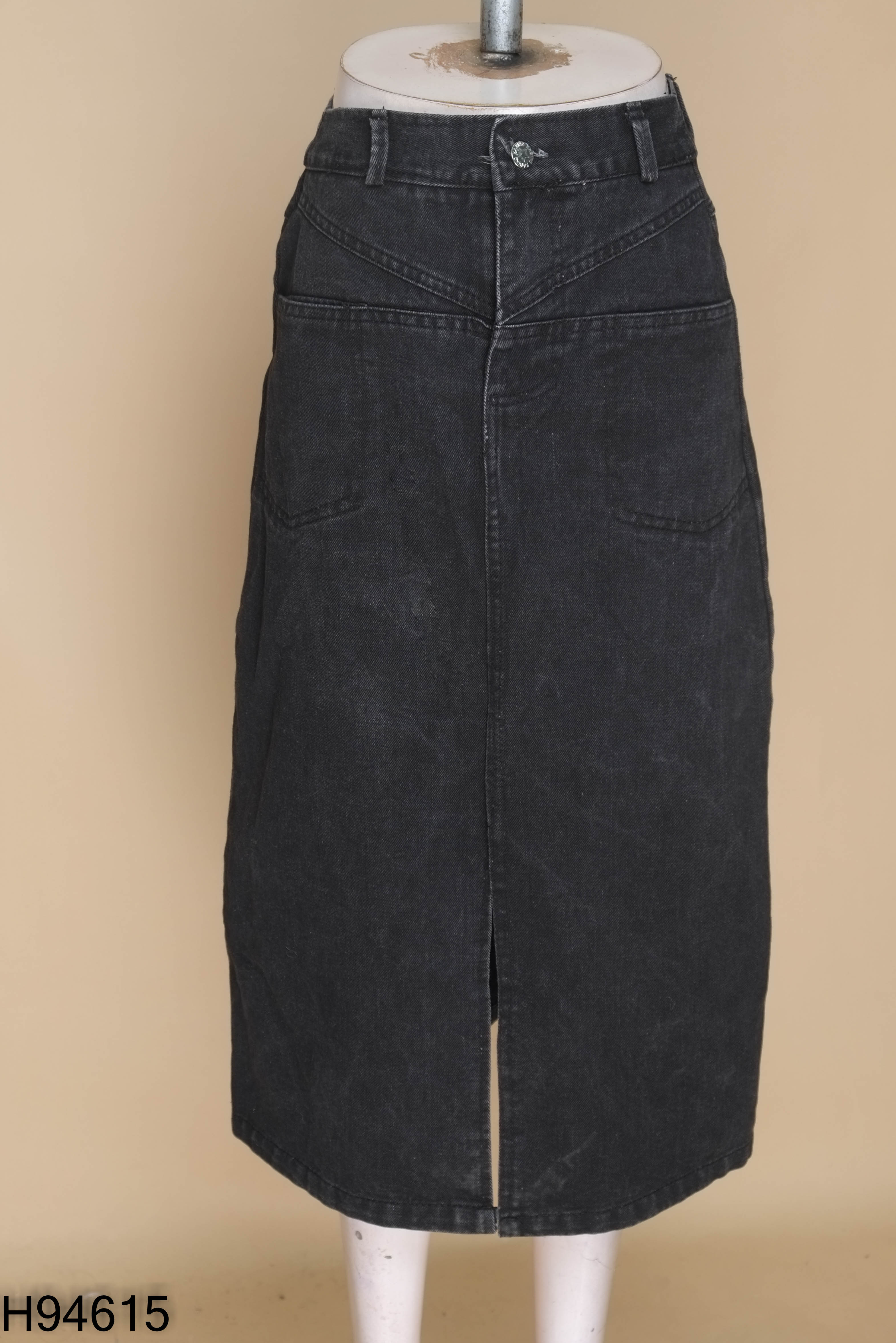 Chân váy jeans đen trơn