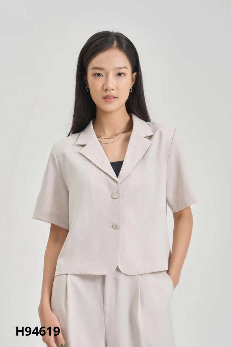 Áo be CANIFA trơn cổ vest