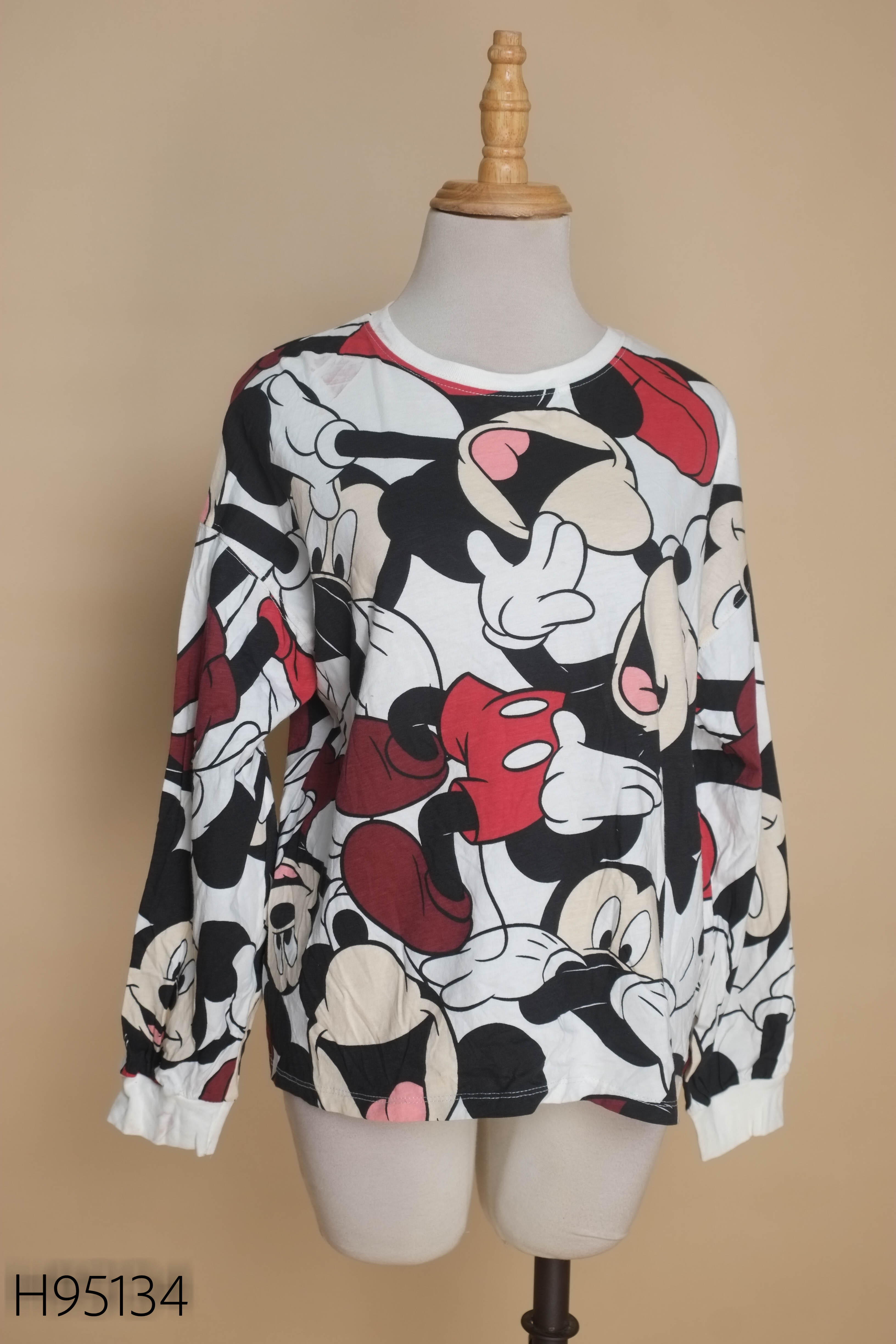 Áo thun đen mickey dài tay KIDS
