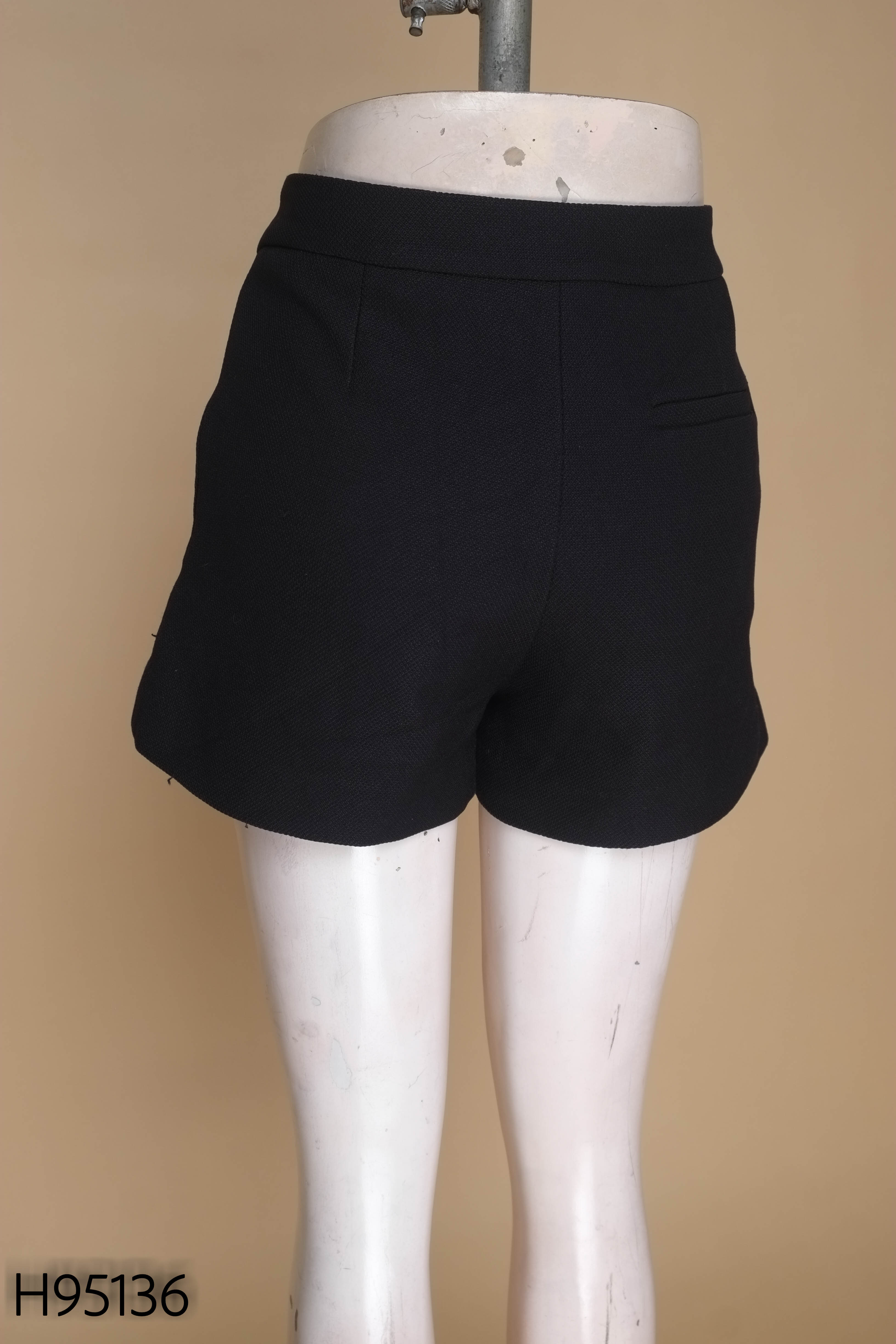Quần short LA CHAPELLE xanh đen