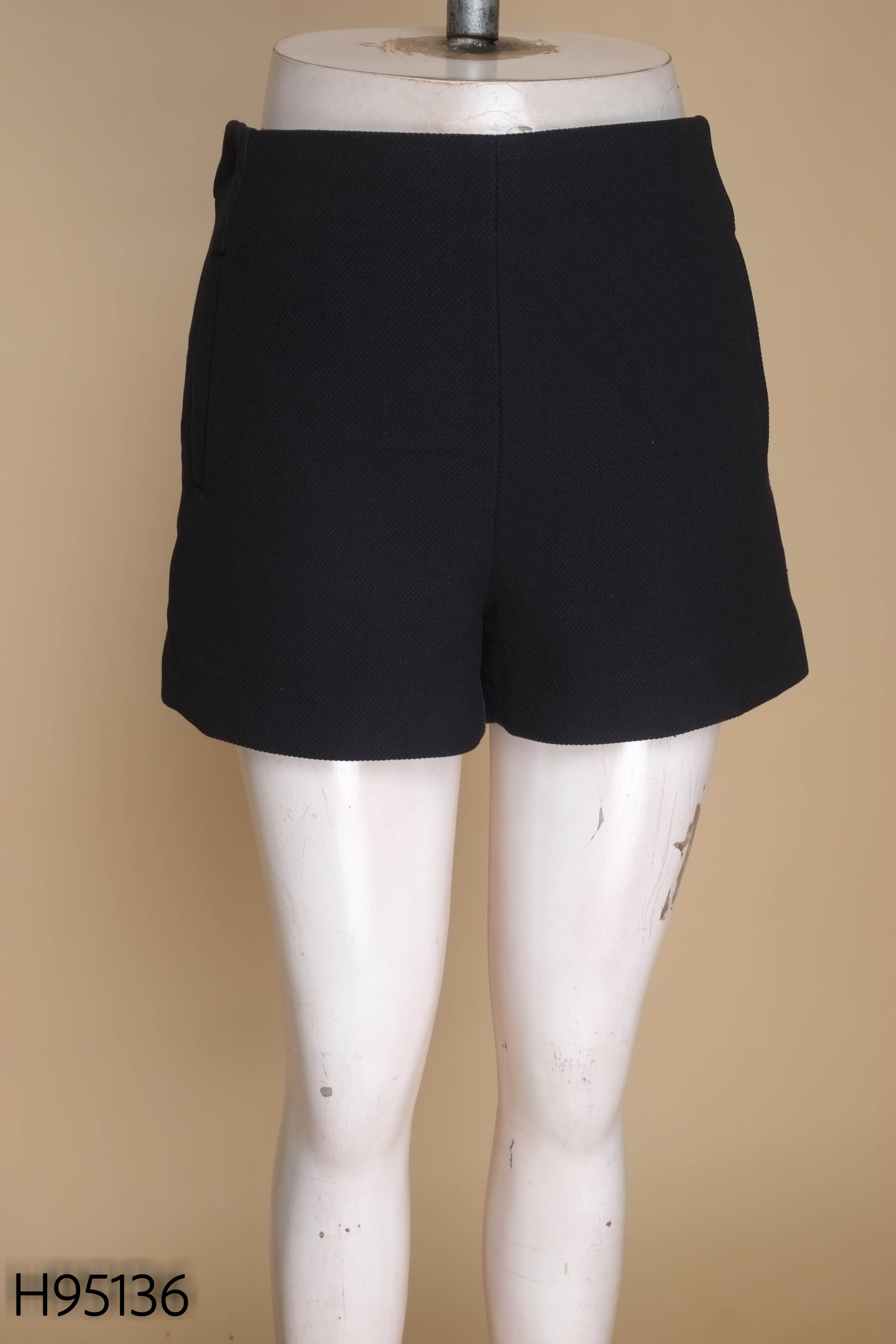 Quần short LA CHAPELLE xanh đen