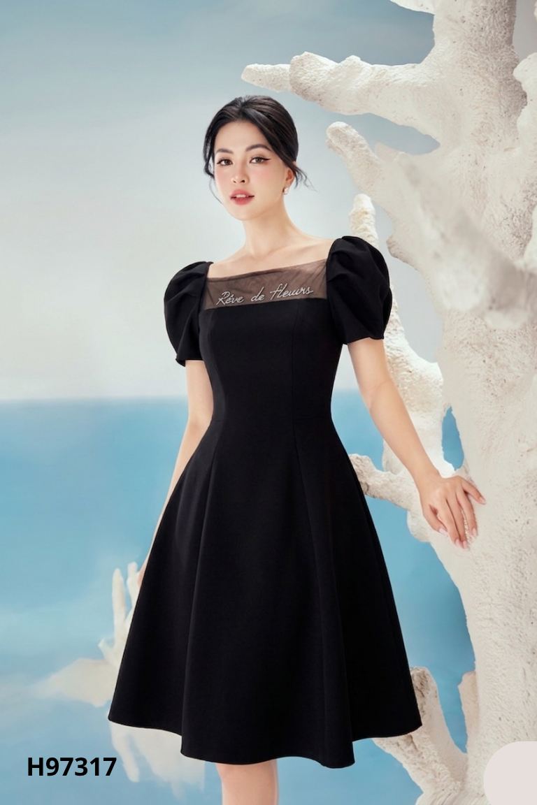 Váy CHOU đen phối voan lưới