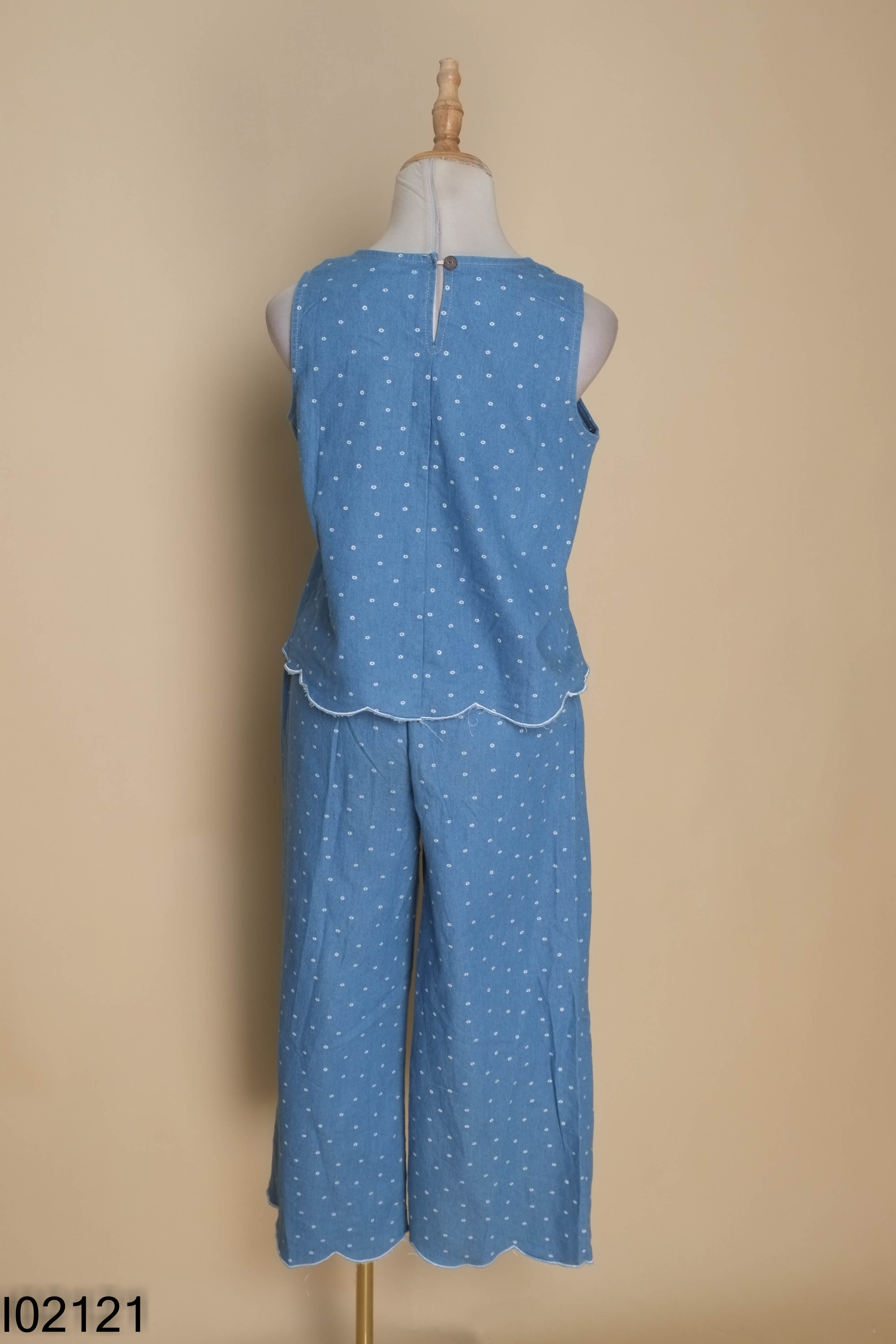 Set xanh áo kiểu + chân váy