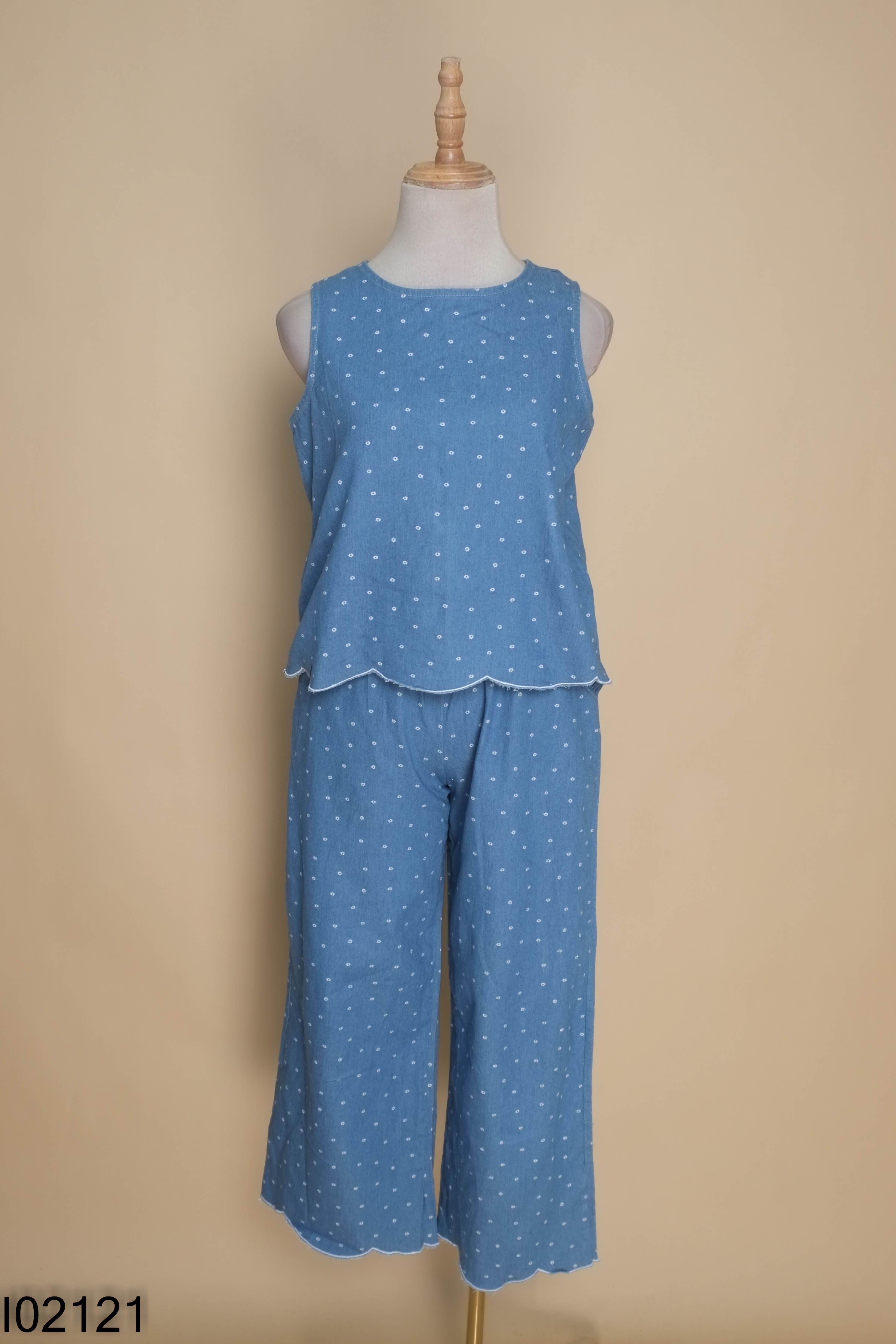 Set xanh áo kiểu + chân váy