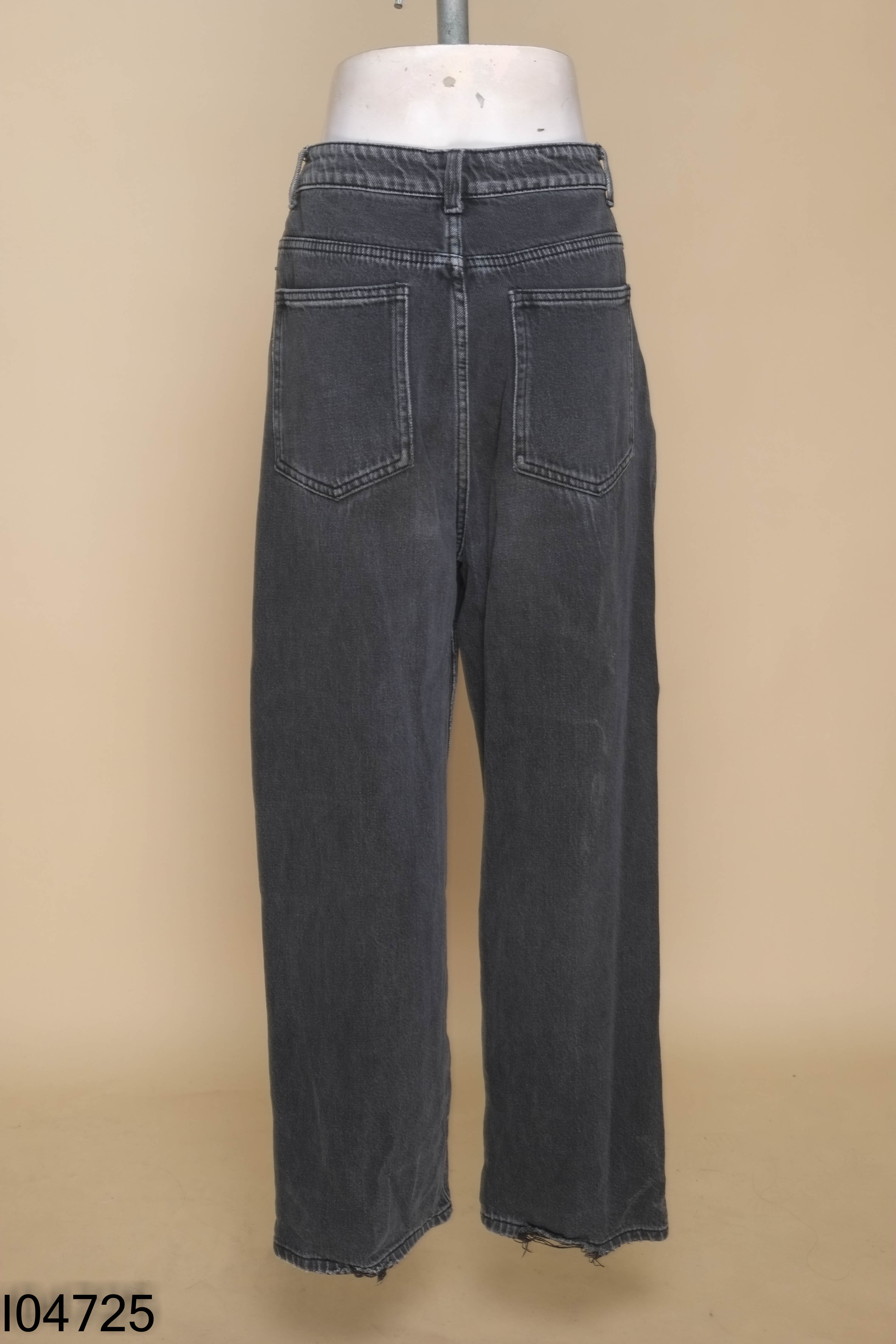 Quần jeans xám đen ống rộng