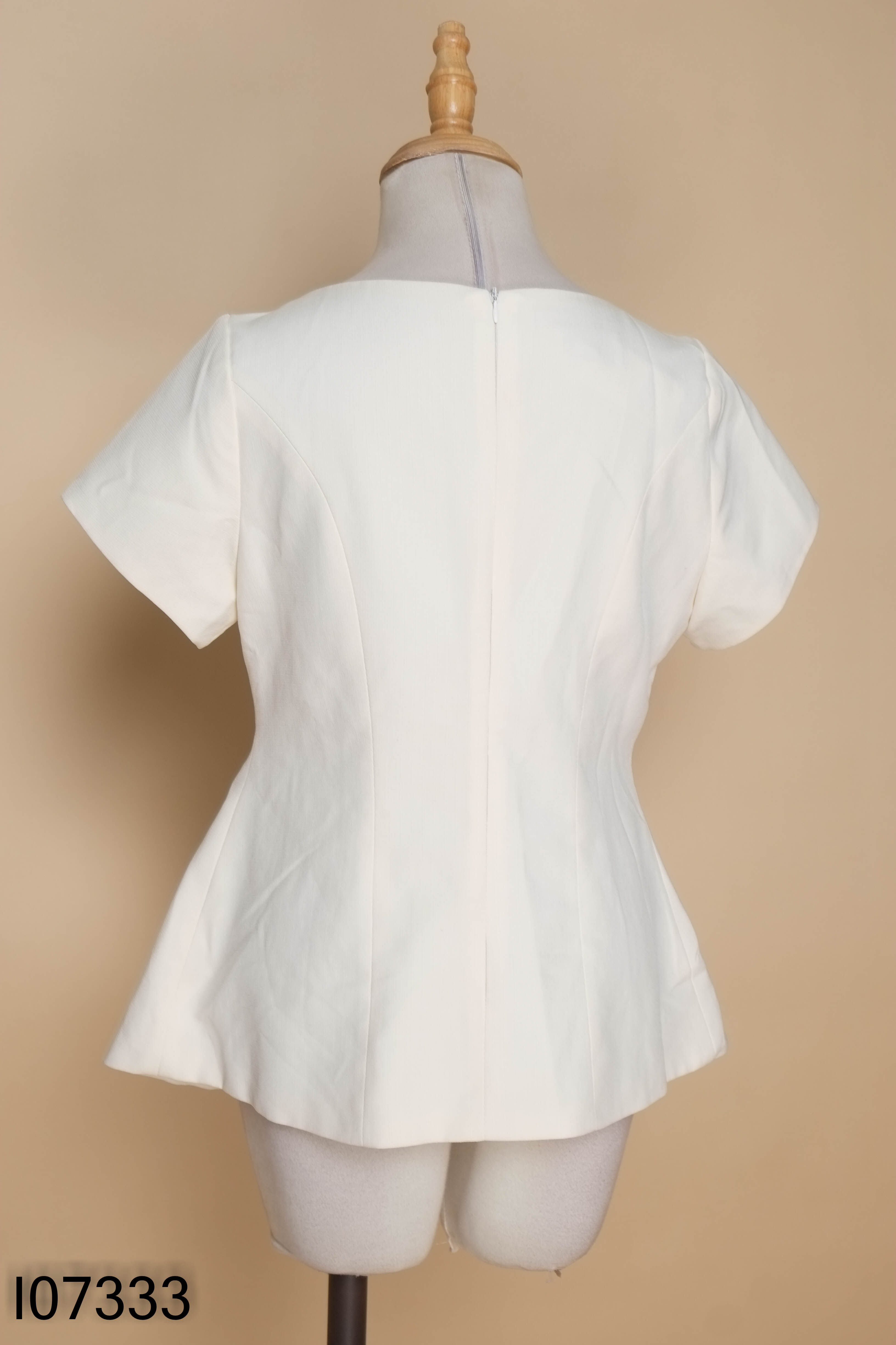 Áo be ANIIN CLOTHING xẻ tà