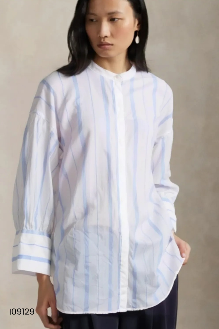 Áo sơ mi trắng kẻ xanh