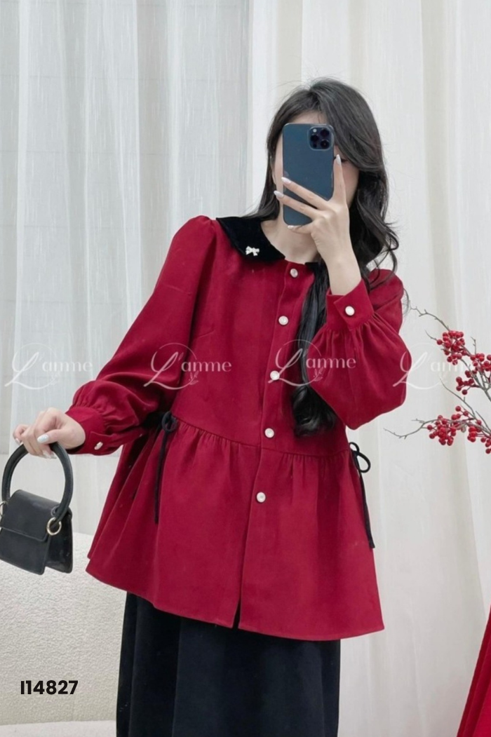 Áo đỏ LAMME cổ đen cúc ngọc