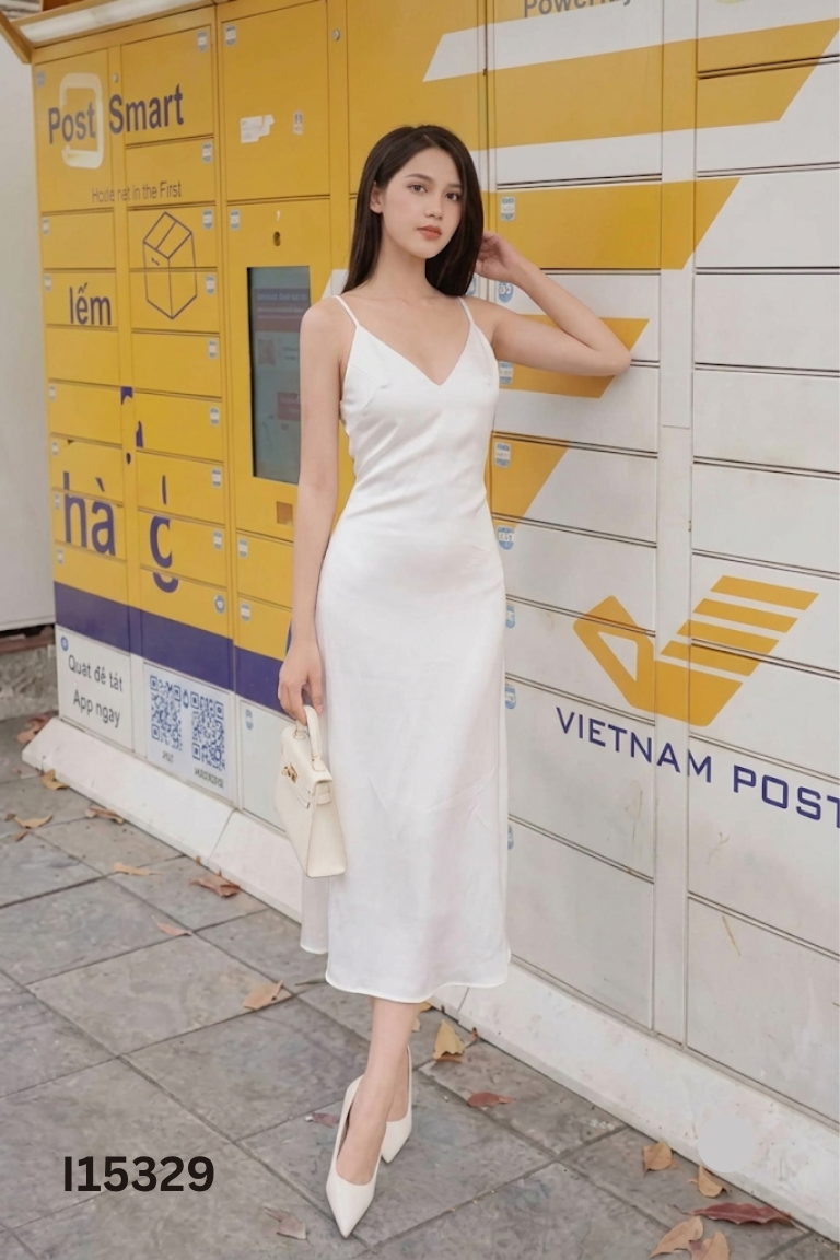 Váy DẠ LAN BOUTIQUE trắng 2 dây lụa