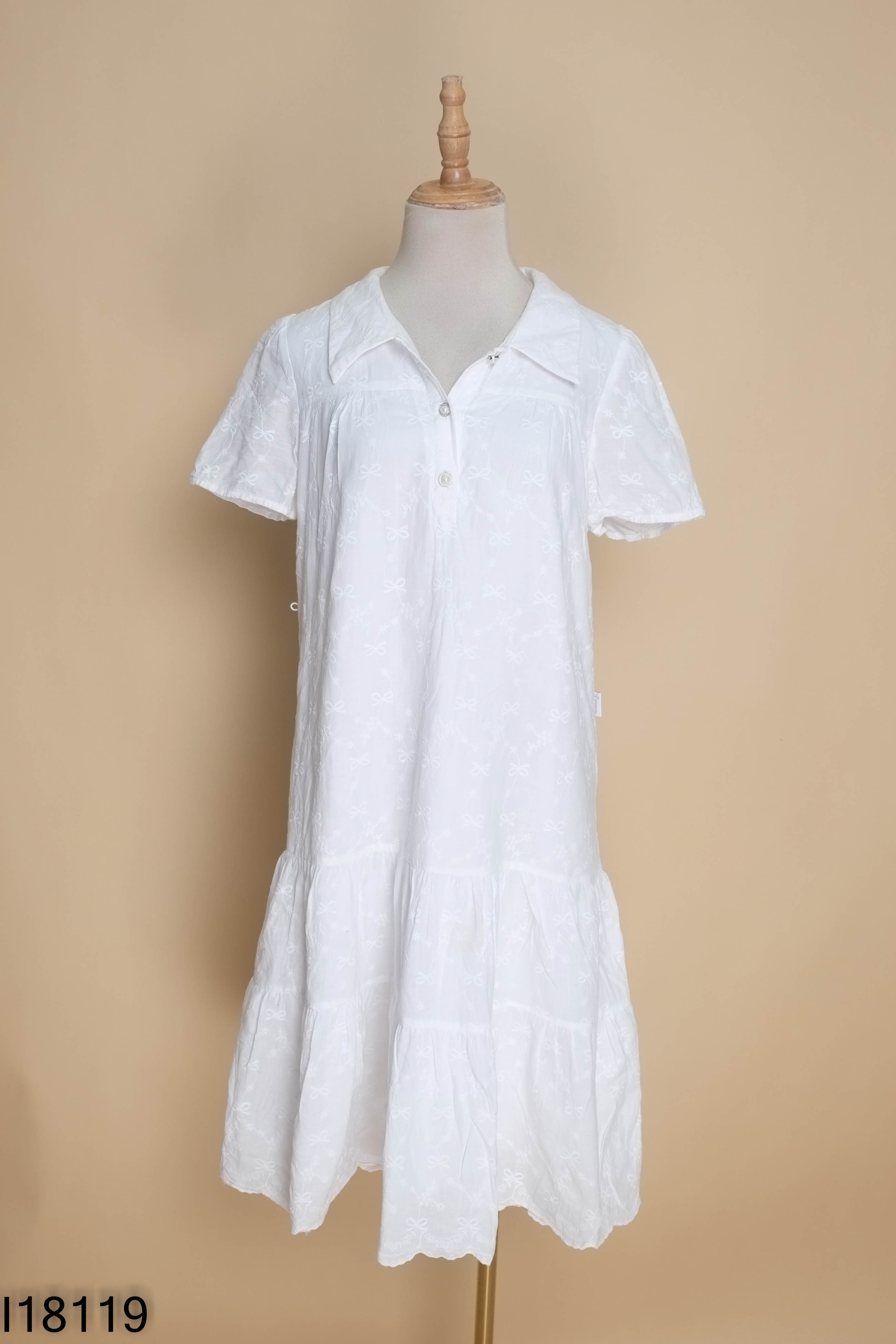 Váy LYMMOM trắng trơn