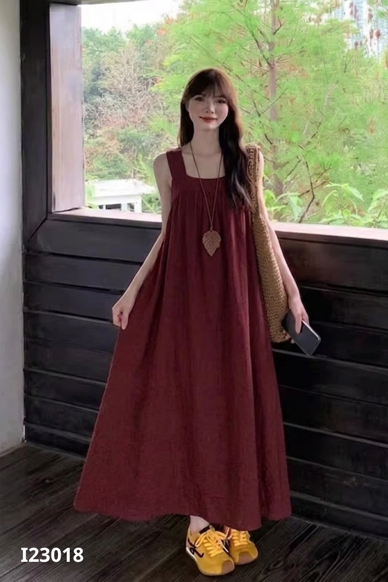 Váy đỏ nhung tăm