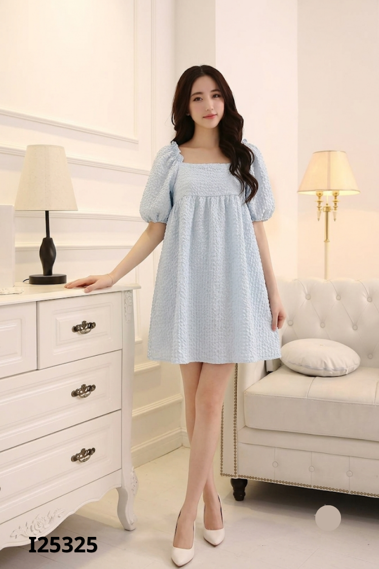 Váy xanh ngắn tay bồng
