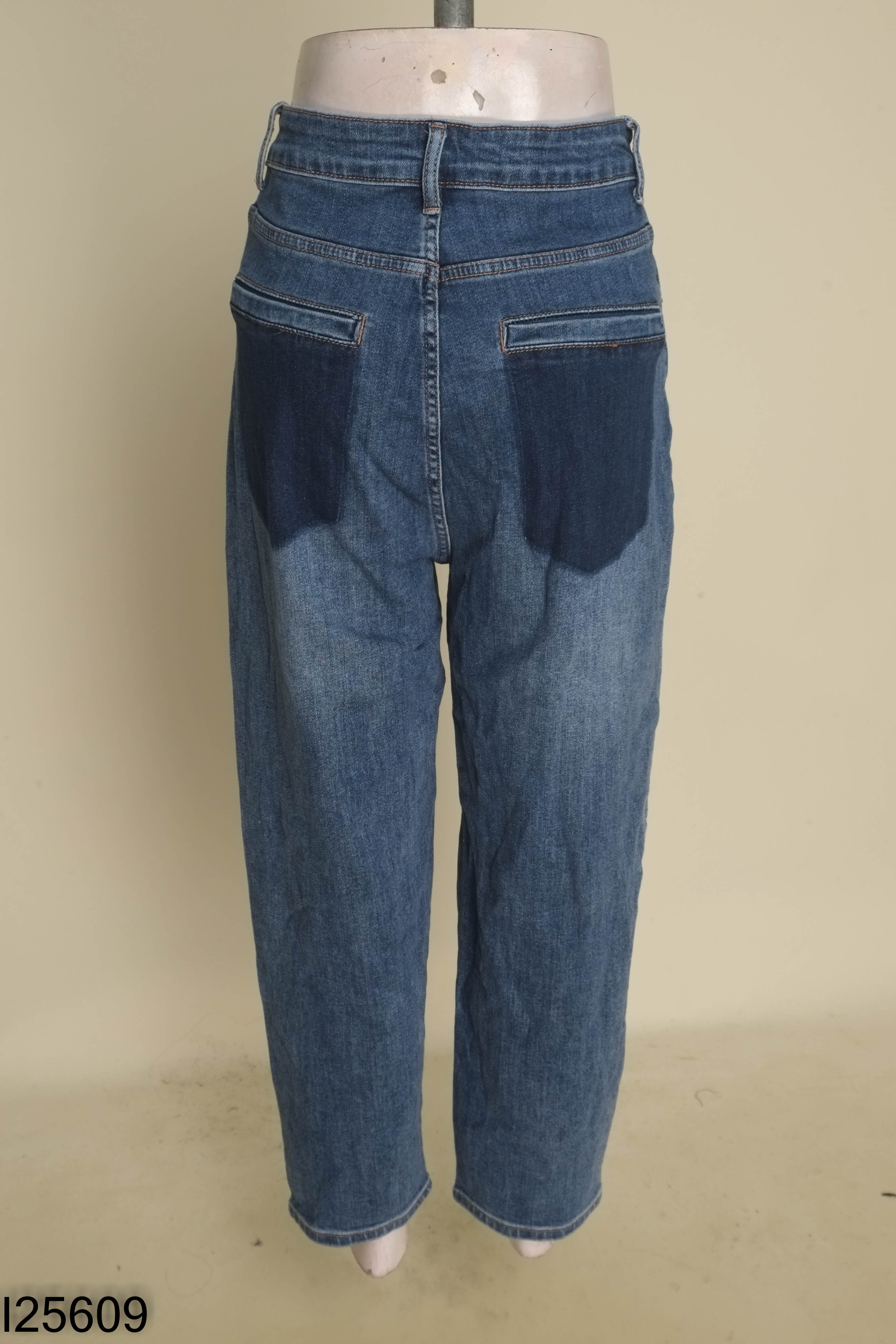 Quần jeans xanh trơn ống suông