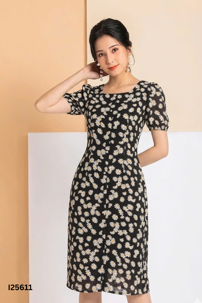 Váy đen họa cúc