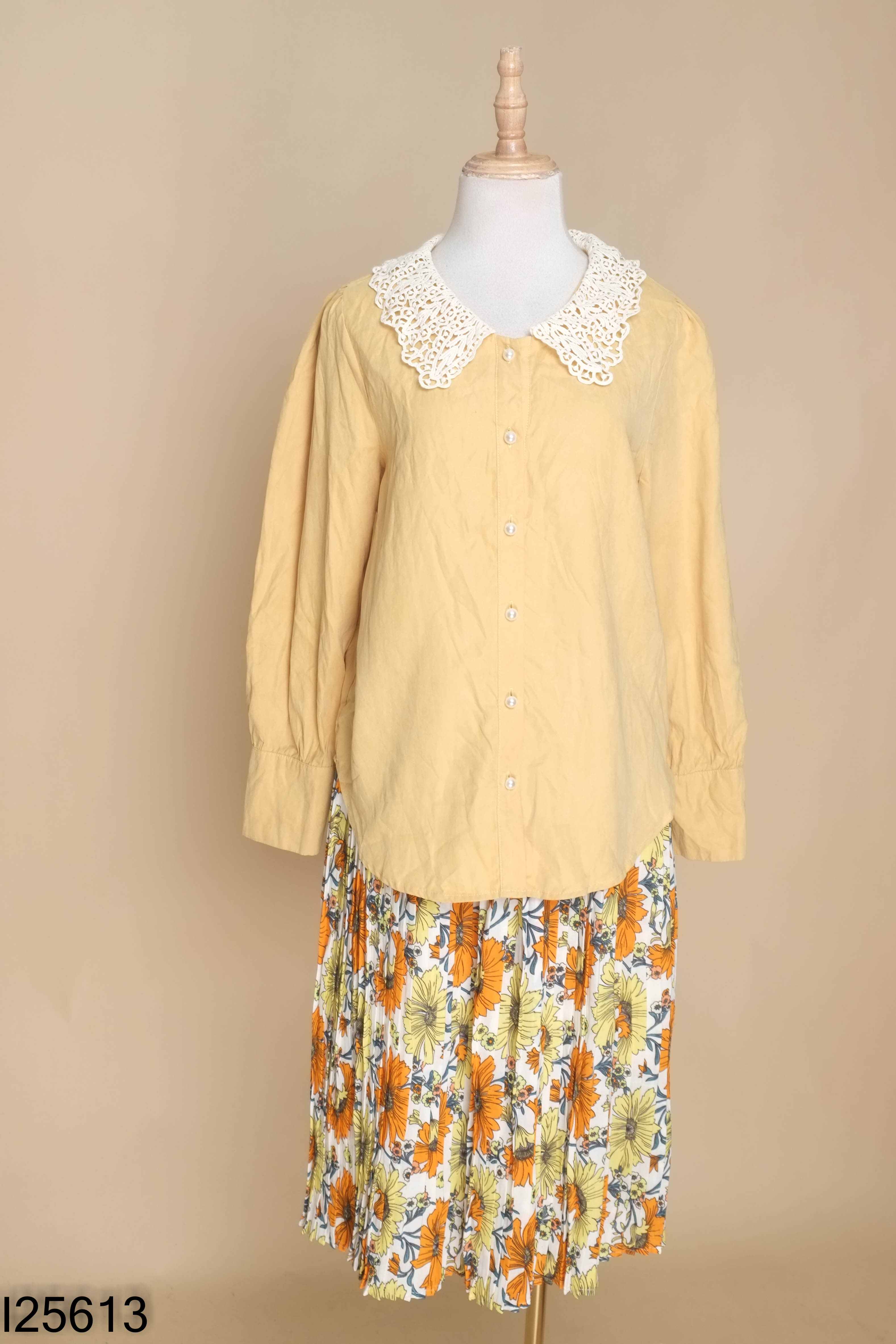 Set bộ vàng+váy hoa