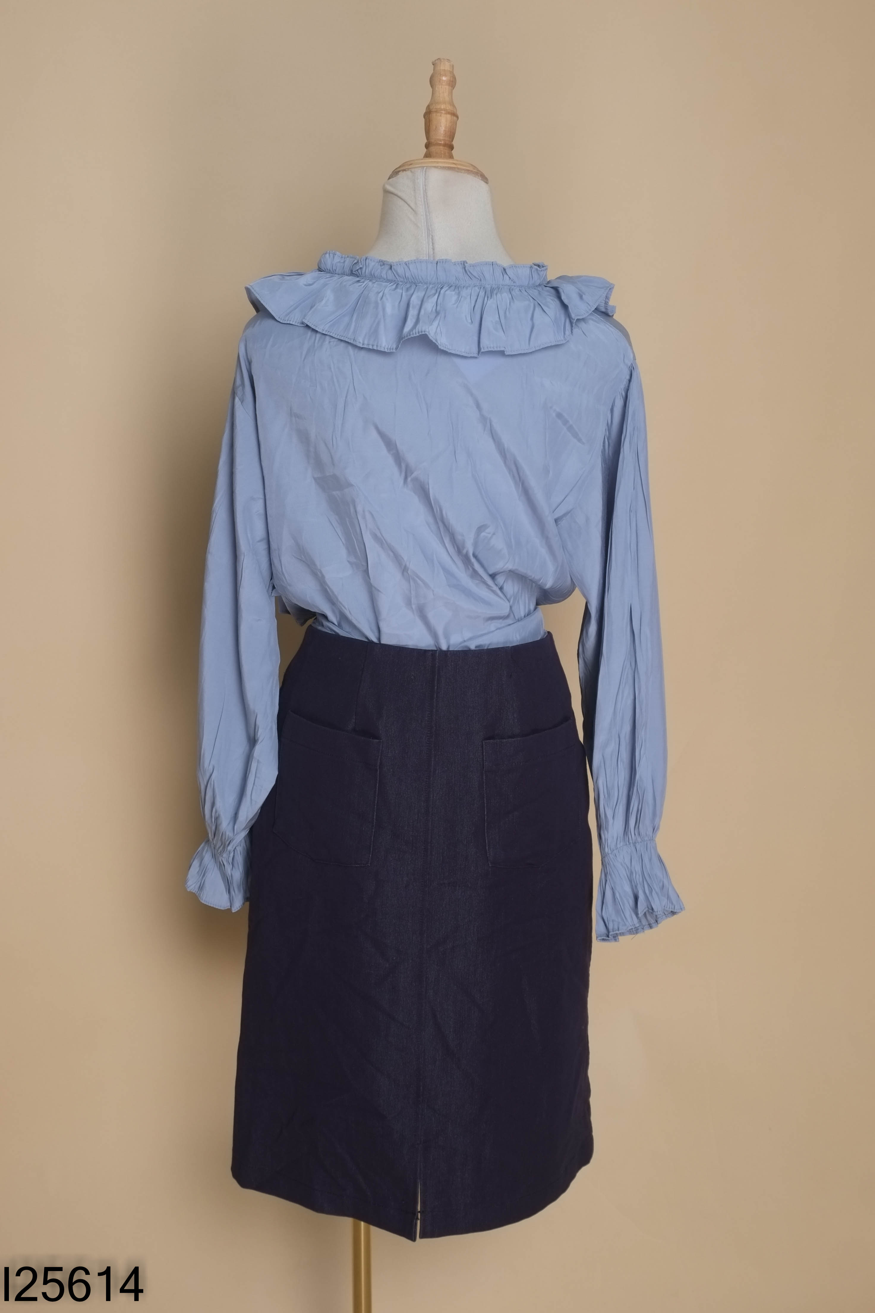 Set Áo xanh bèo nhún + chân váy jeans