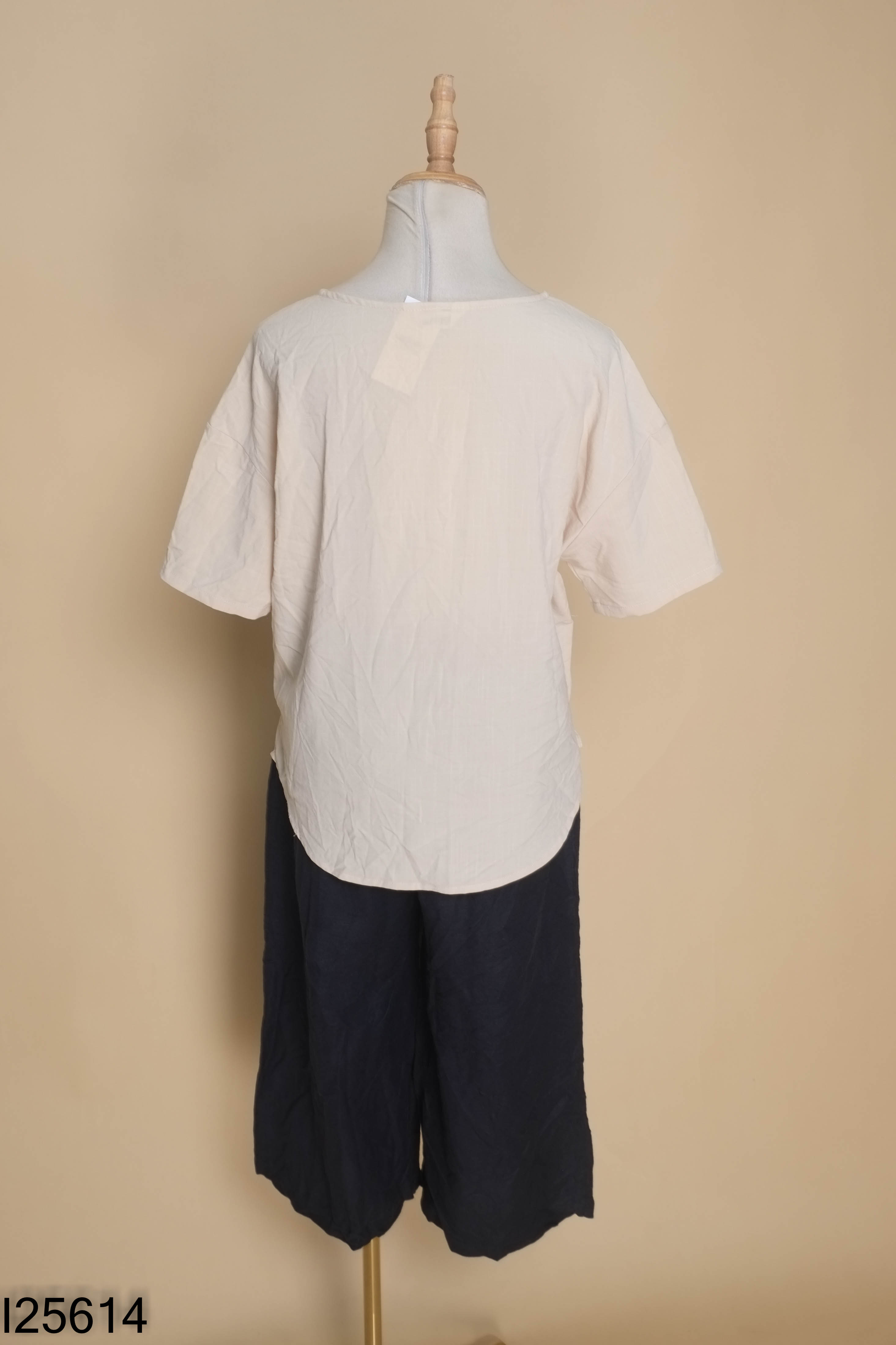 Set IEF áo be+quần lửng xanh