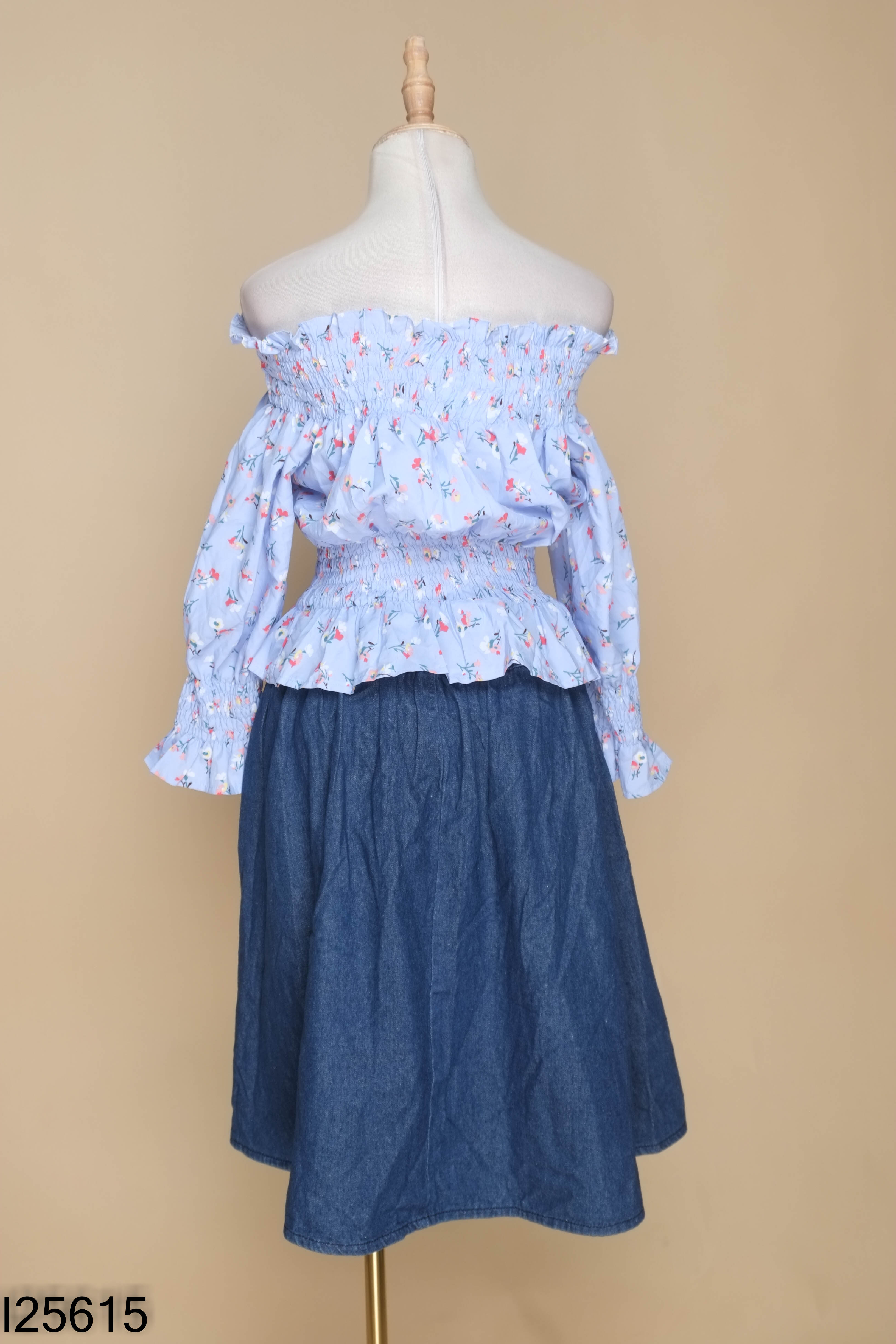 Set xanh hoa+váy jeans