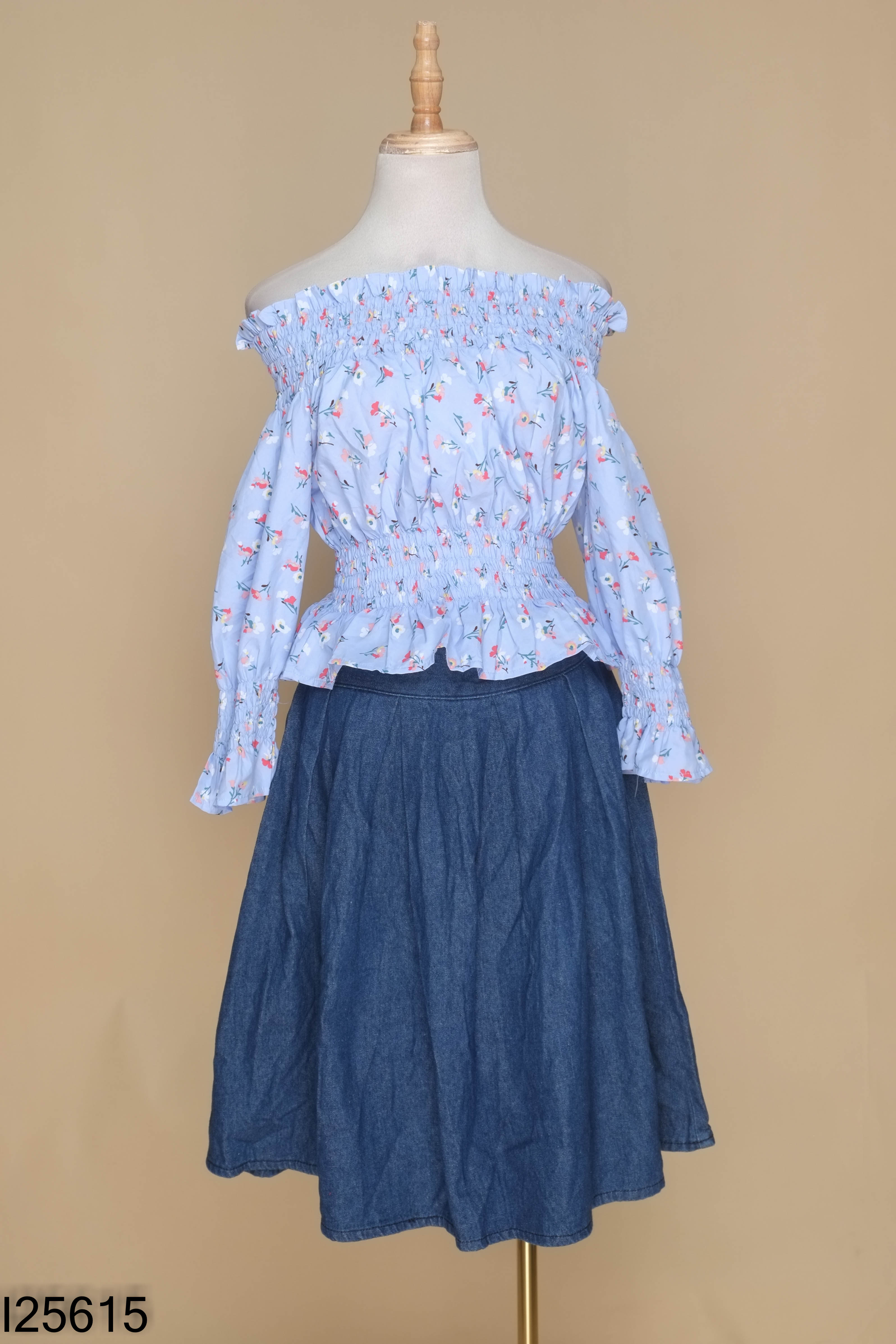 Set xanh hoa+váy jeans