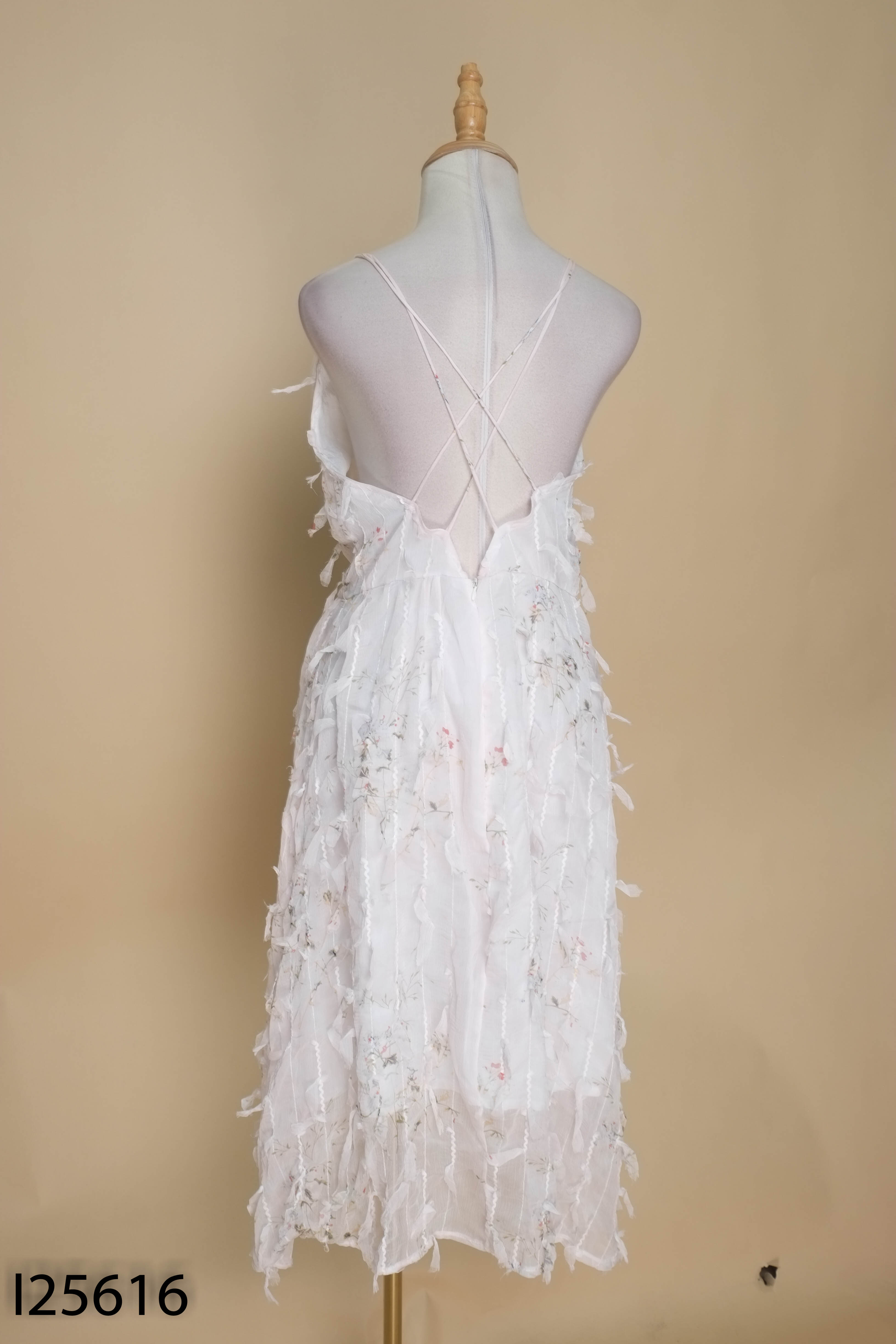 Váy hai dây hồng hoa bèo
