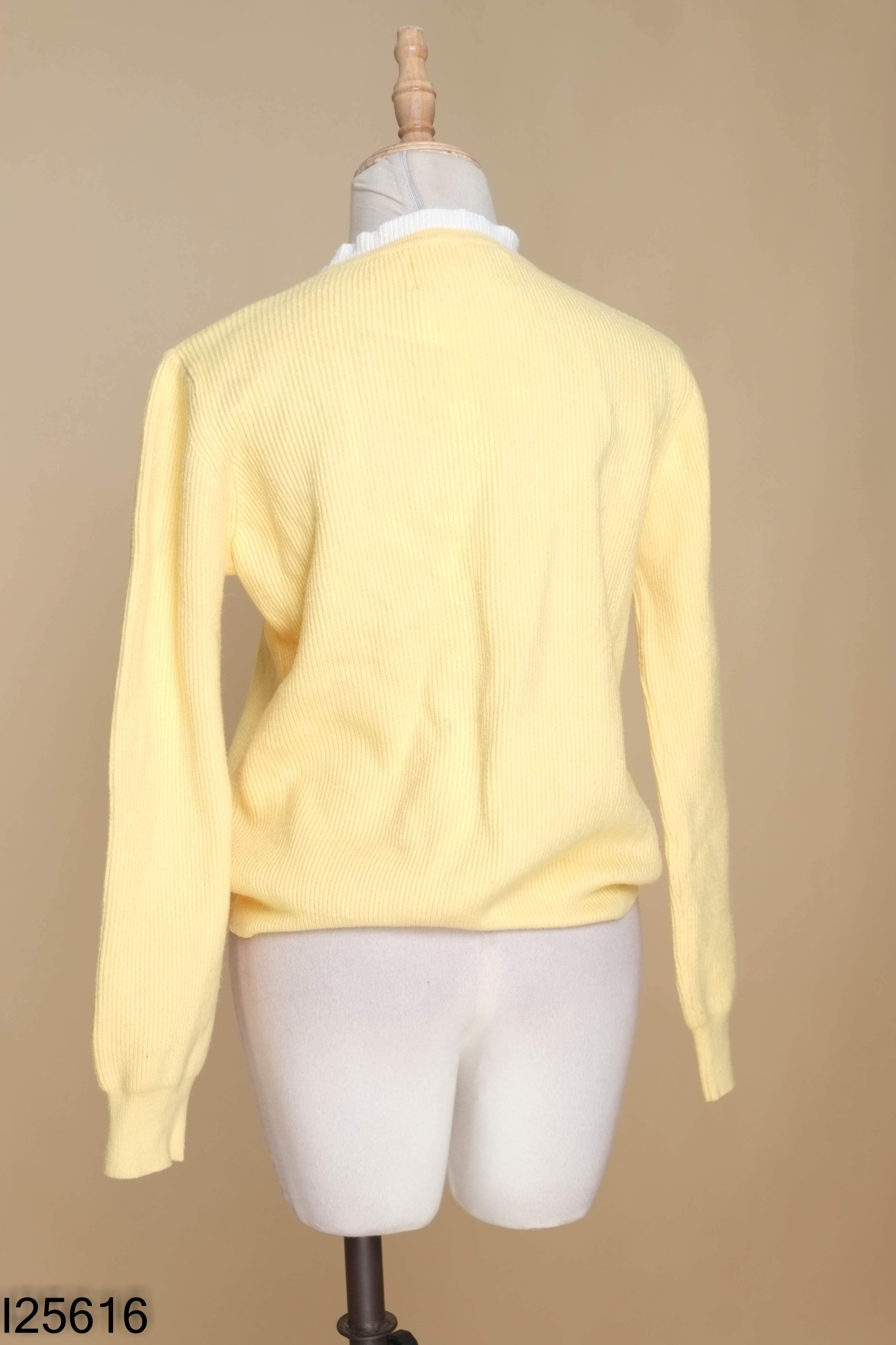 Áo cardigans len vàng TH QUEEN