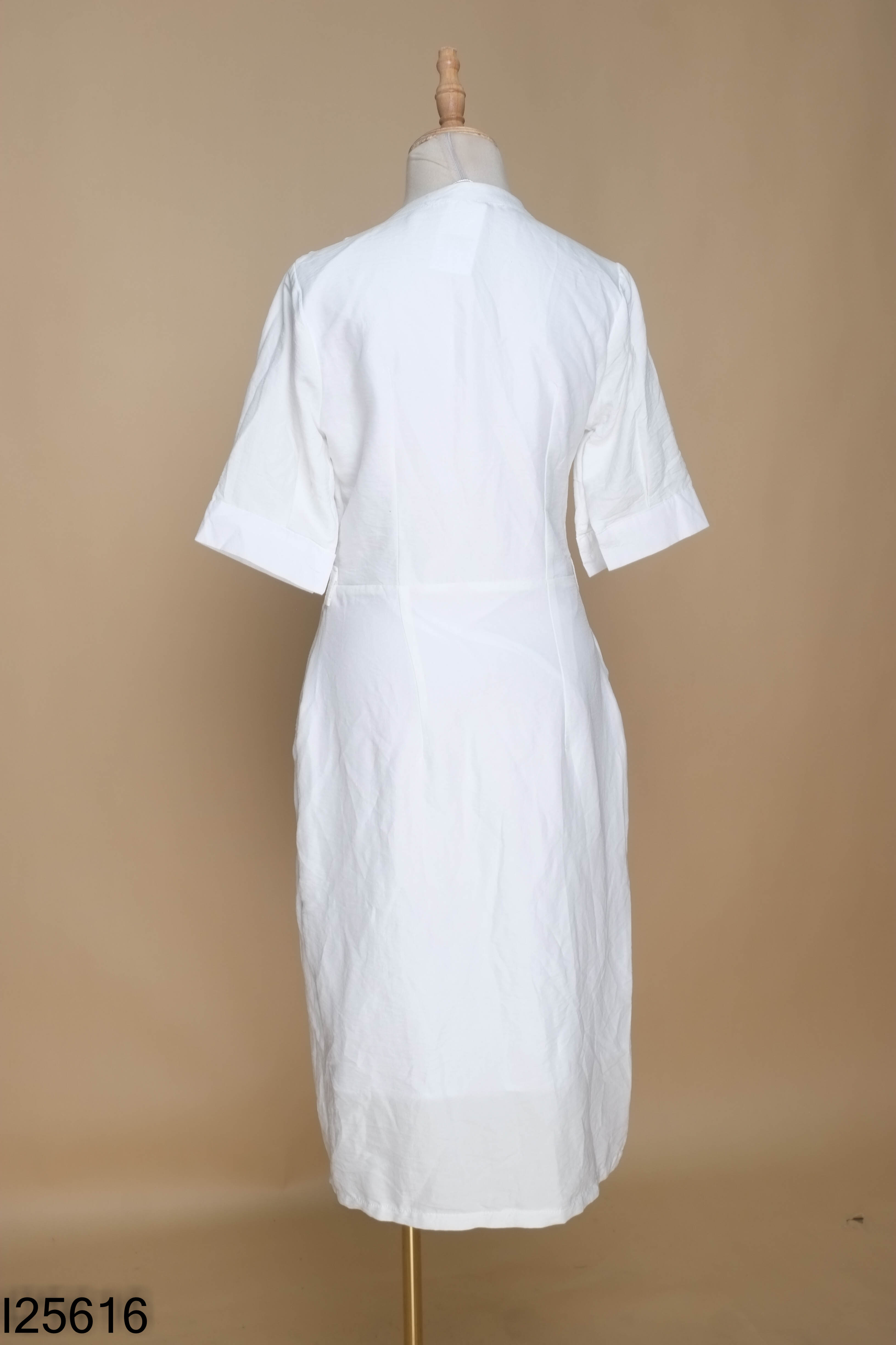 Váy trắng đũi suông YANYSHANG