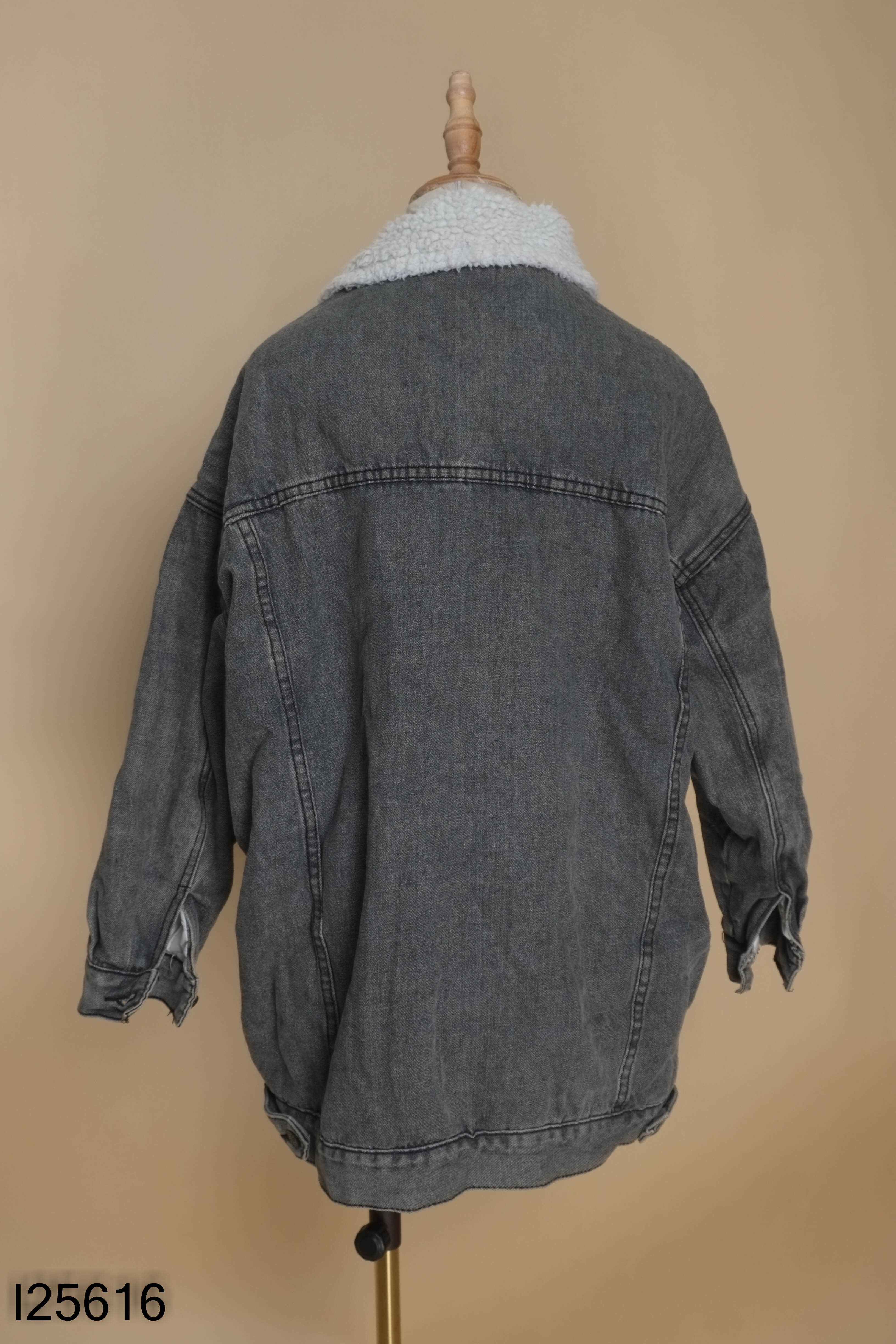 Áo khoác jeans đen lót lông