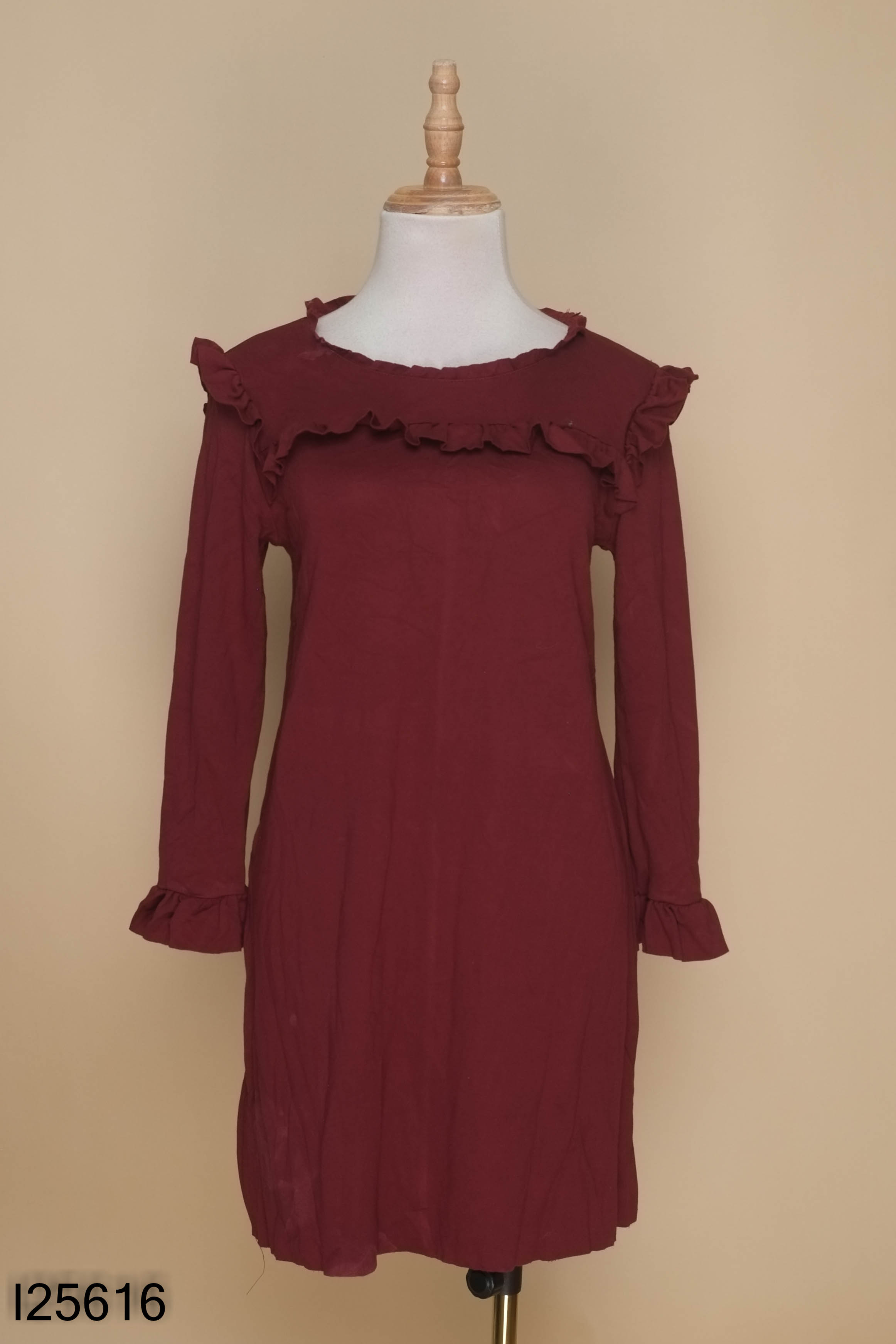 Váy đỏ phối viền bèo ZARA