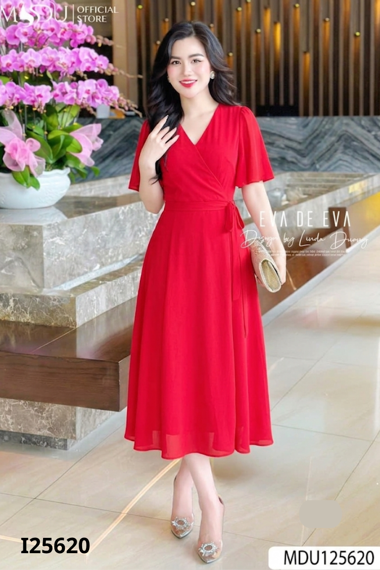 Váy đỏ dáng dài