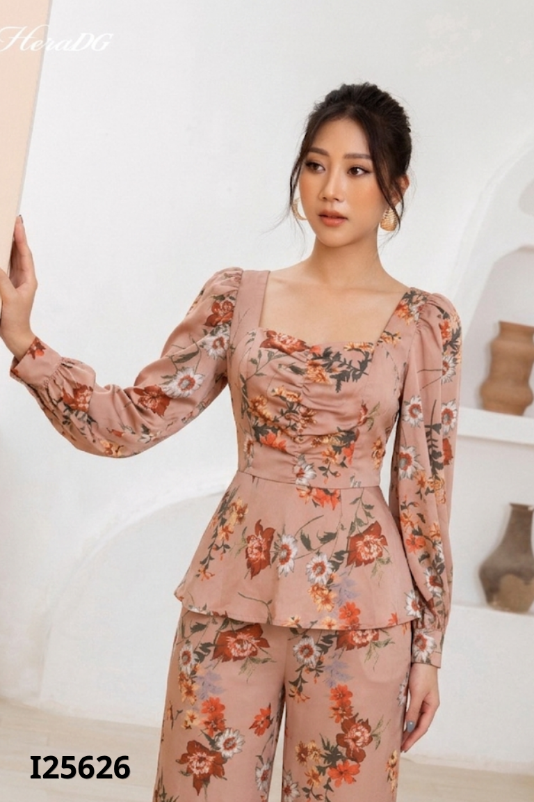 Áo LUMIE lụa hồng họa tiết hoa