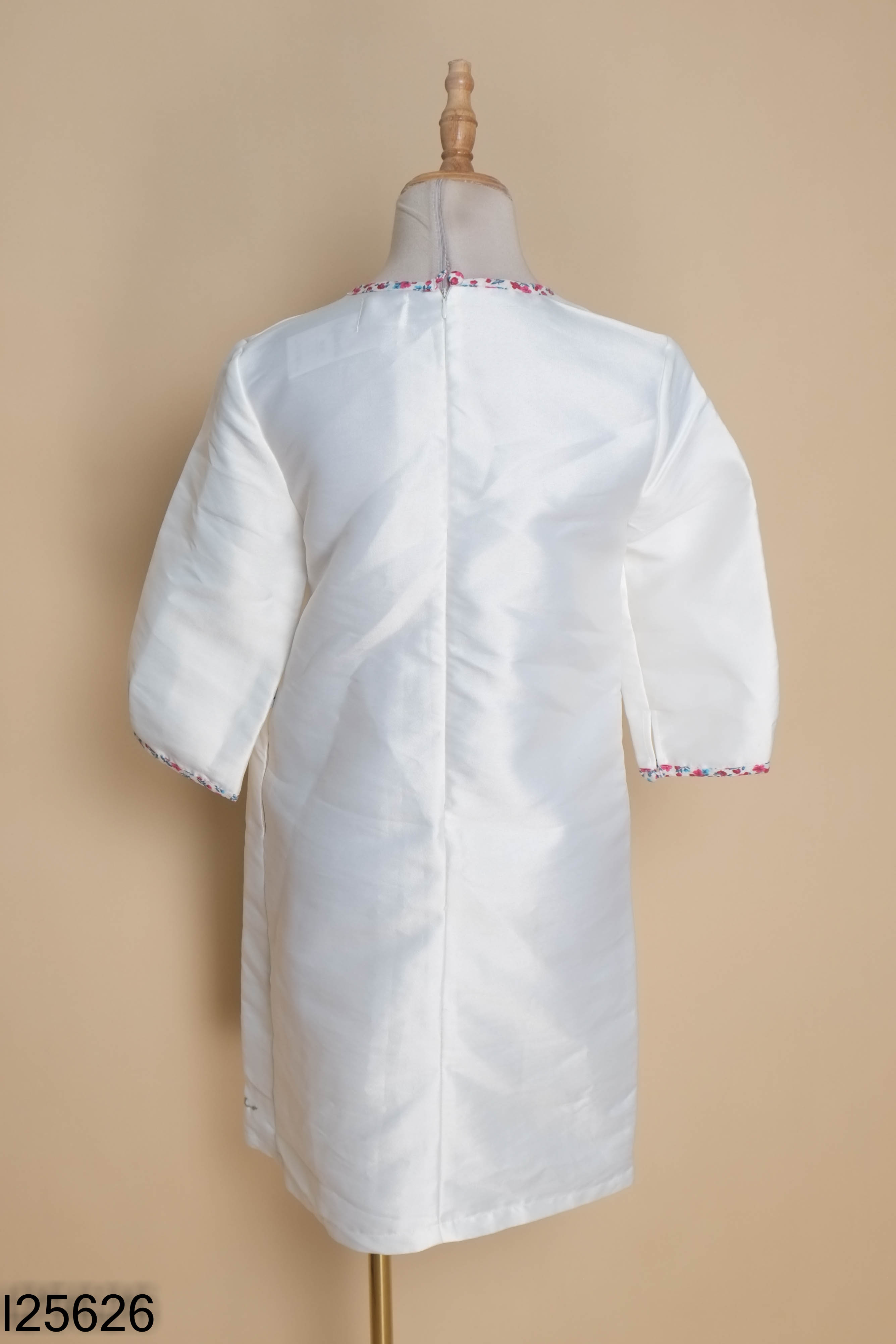 Váy GERME trắng thêu hoa