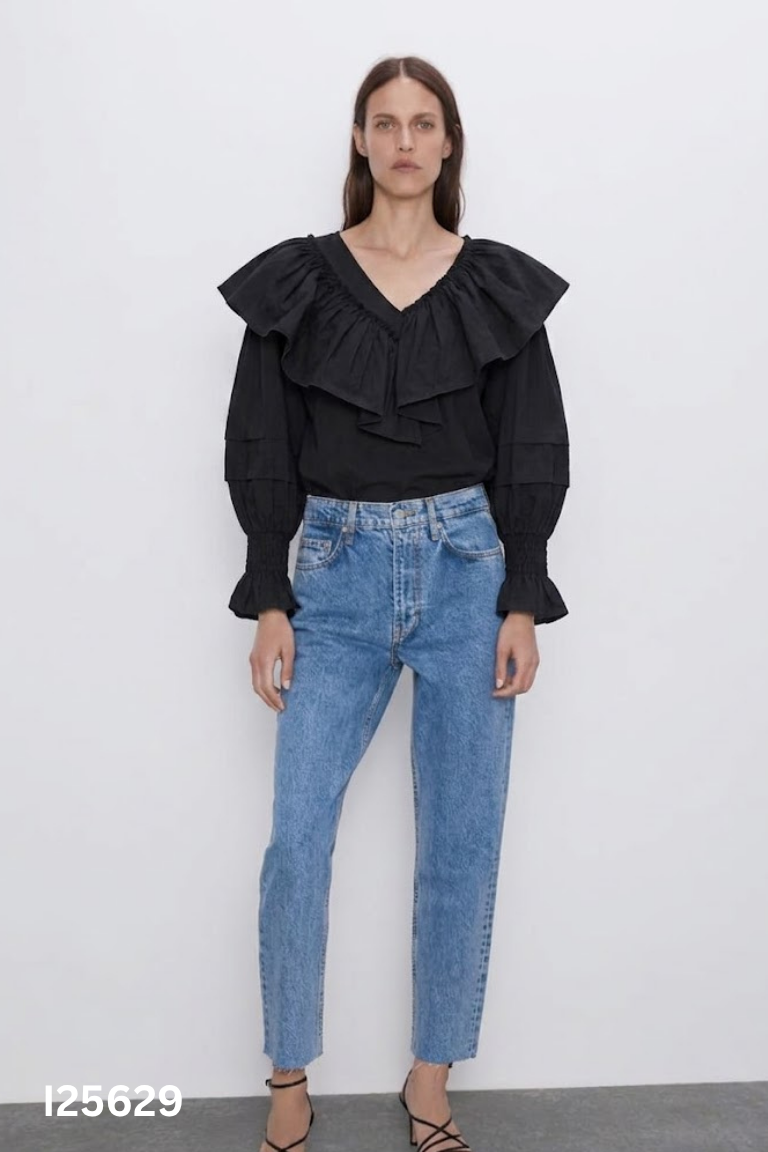 Áo kiểu đen ZARA bèo cổ tim
