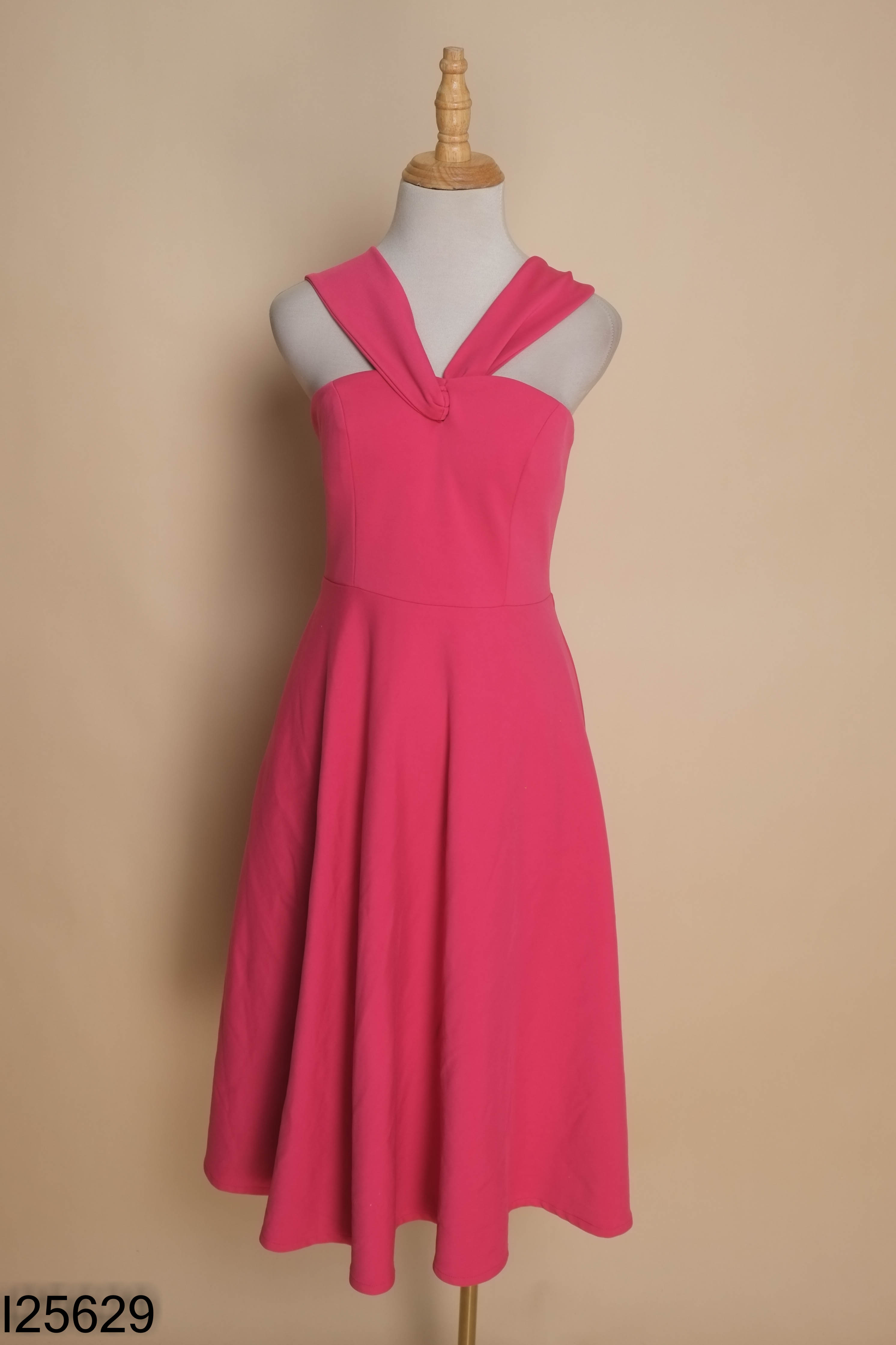 Váy ANNA COLLECTION hồng cổ yếm
