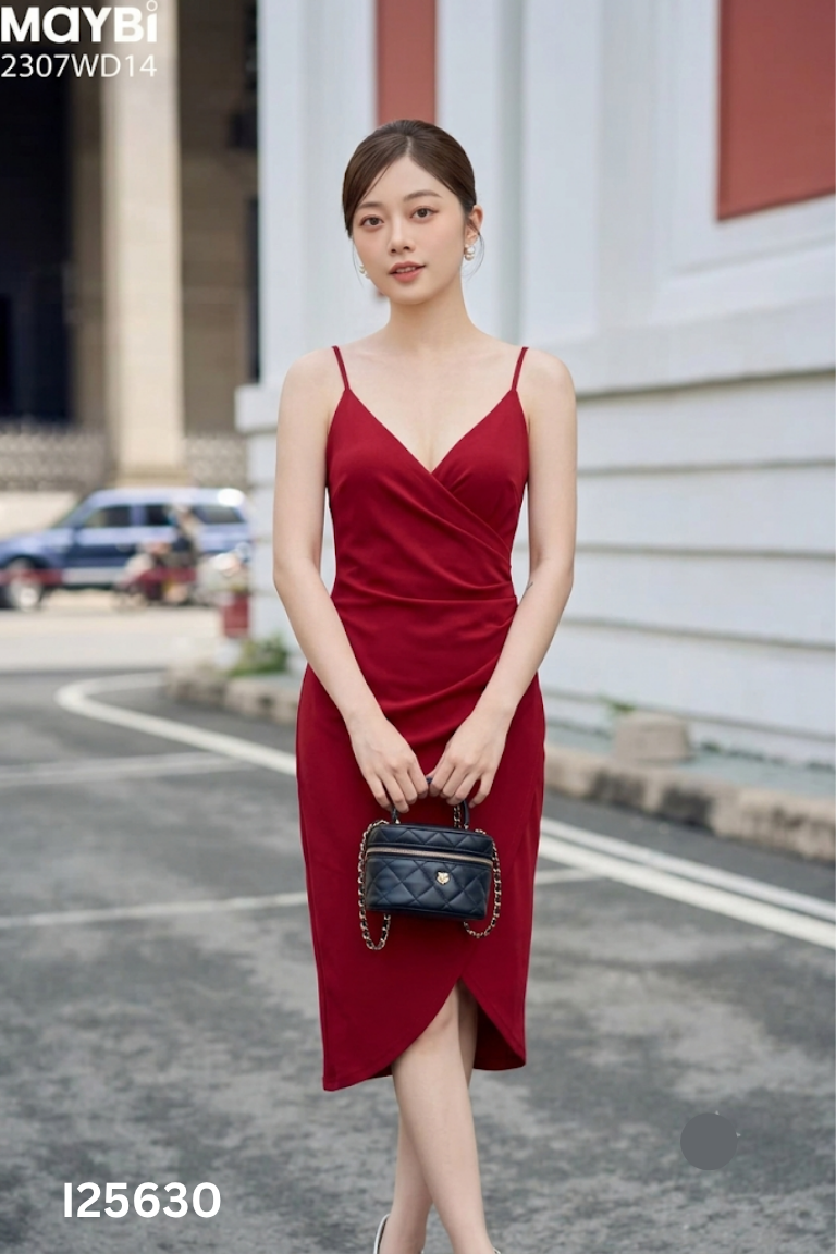 Váy đỏ dáng dài hai dây