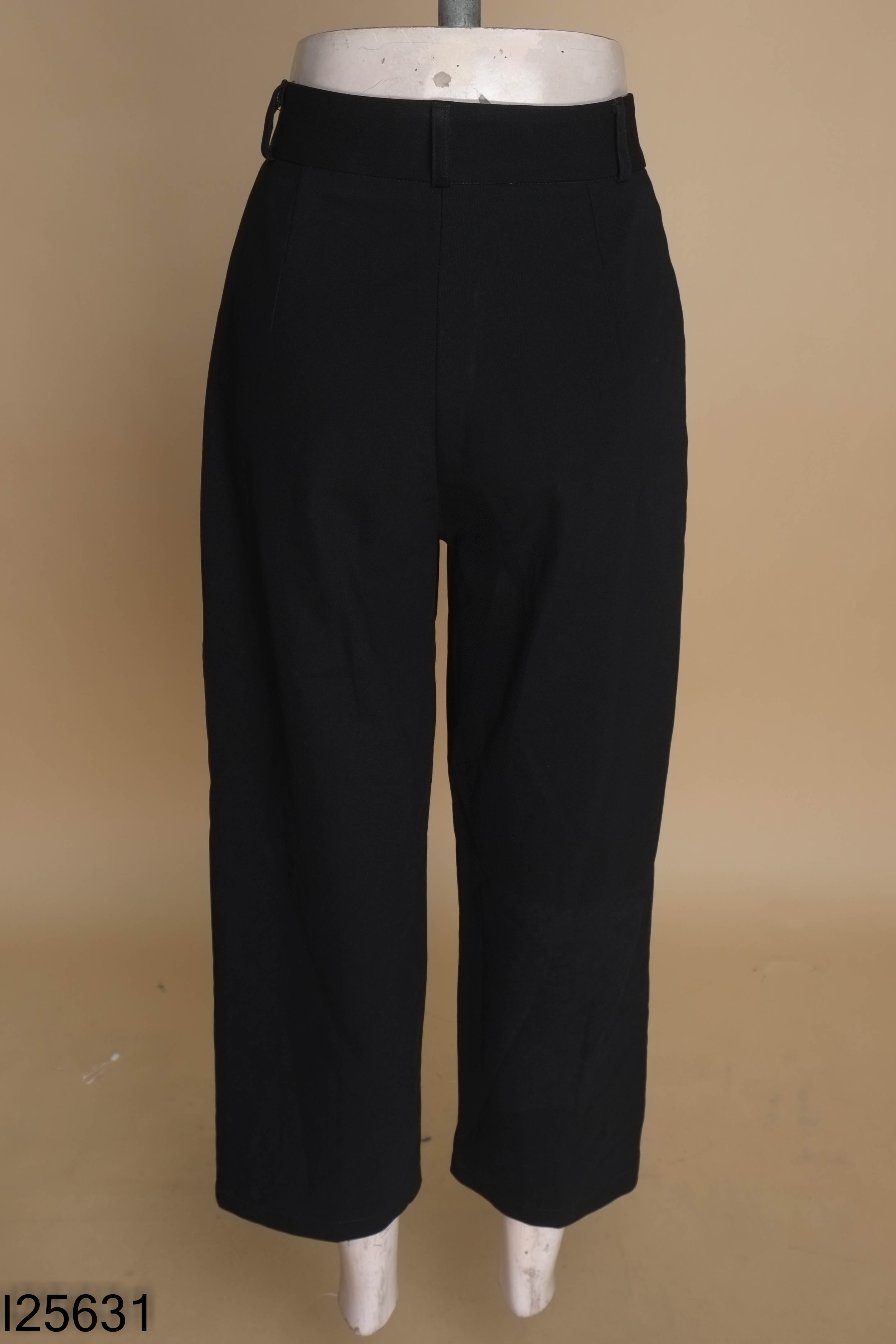 Quần culottes đen trơn
