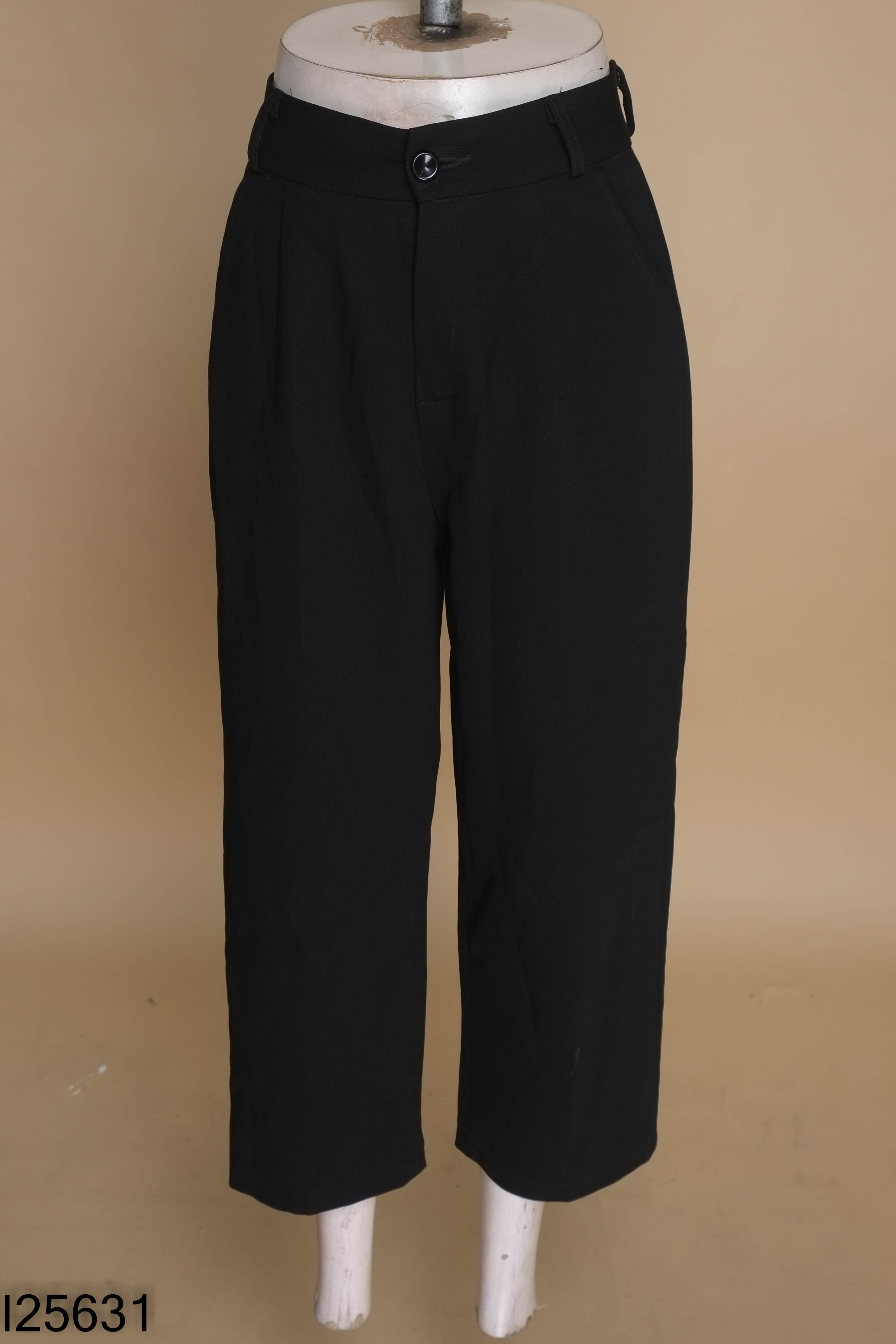 Quần culottes đen trơn