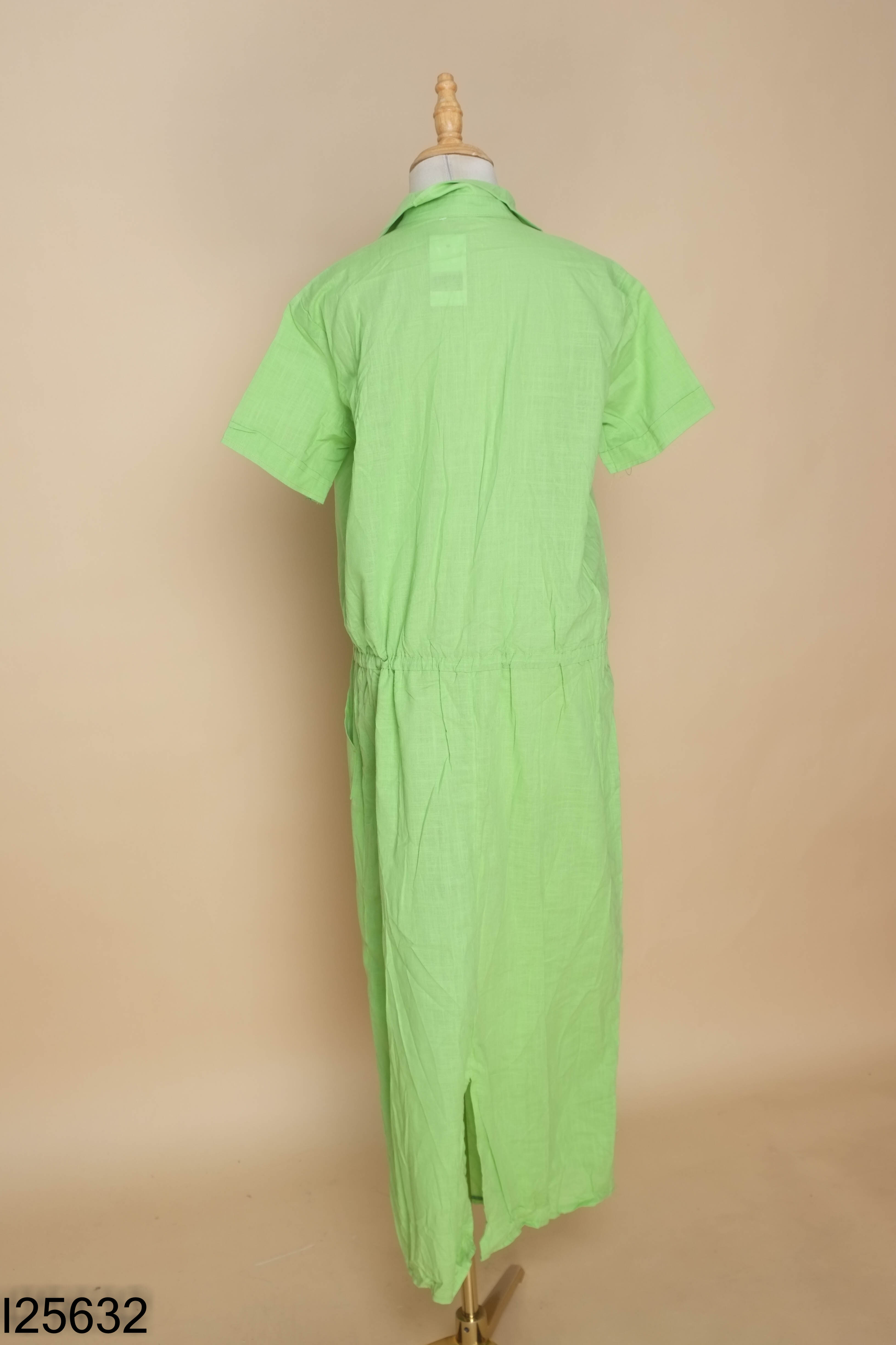 Váy xanh dài phối chun eo