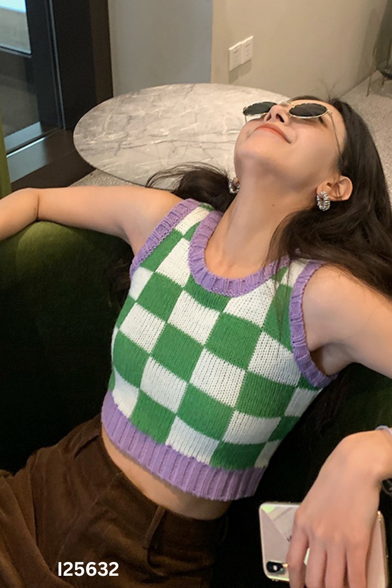 Áo gile len xanh trằn caro croptop