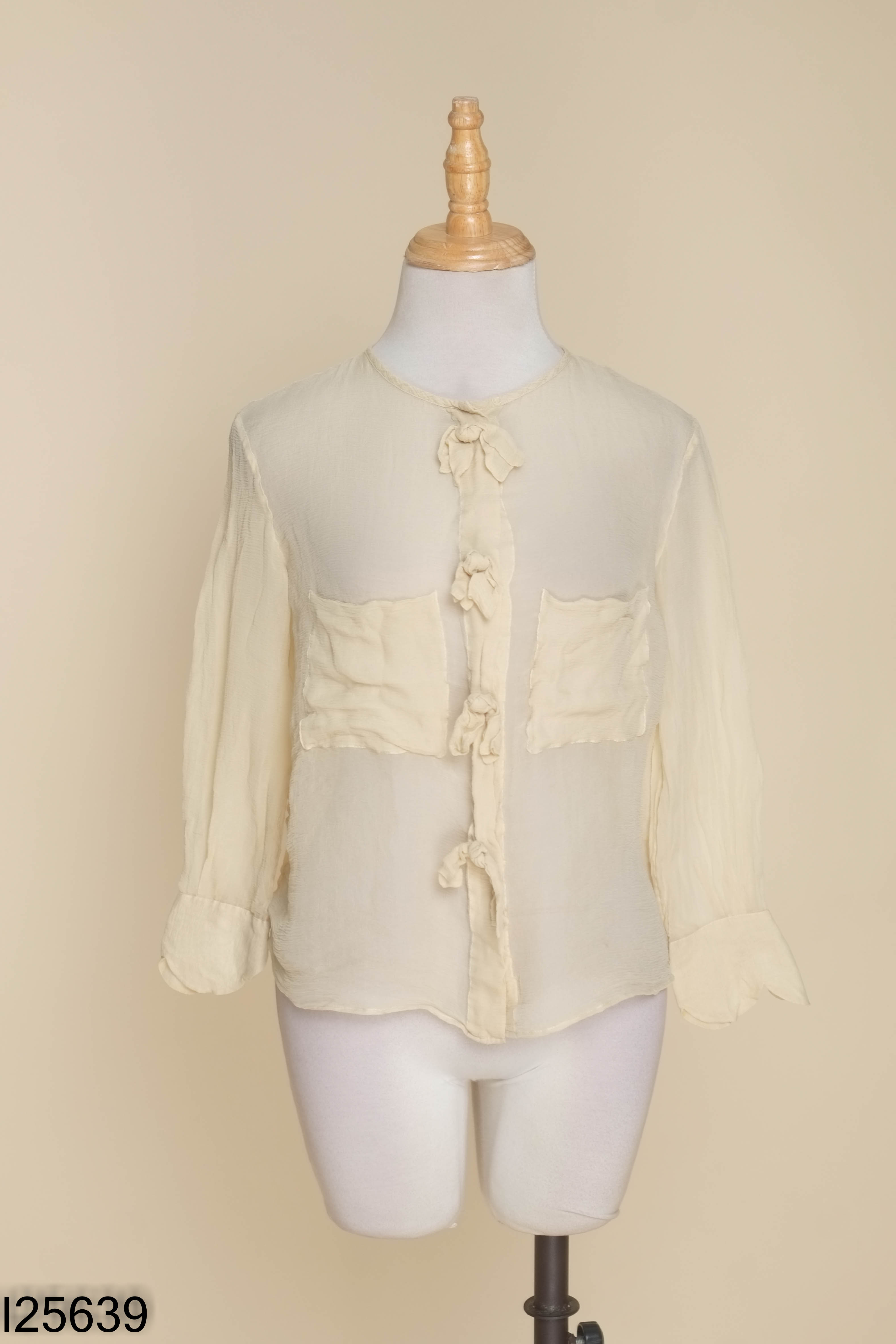 Áo cardigans vàng voan mỏng