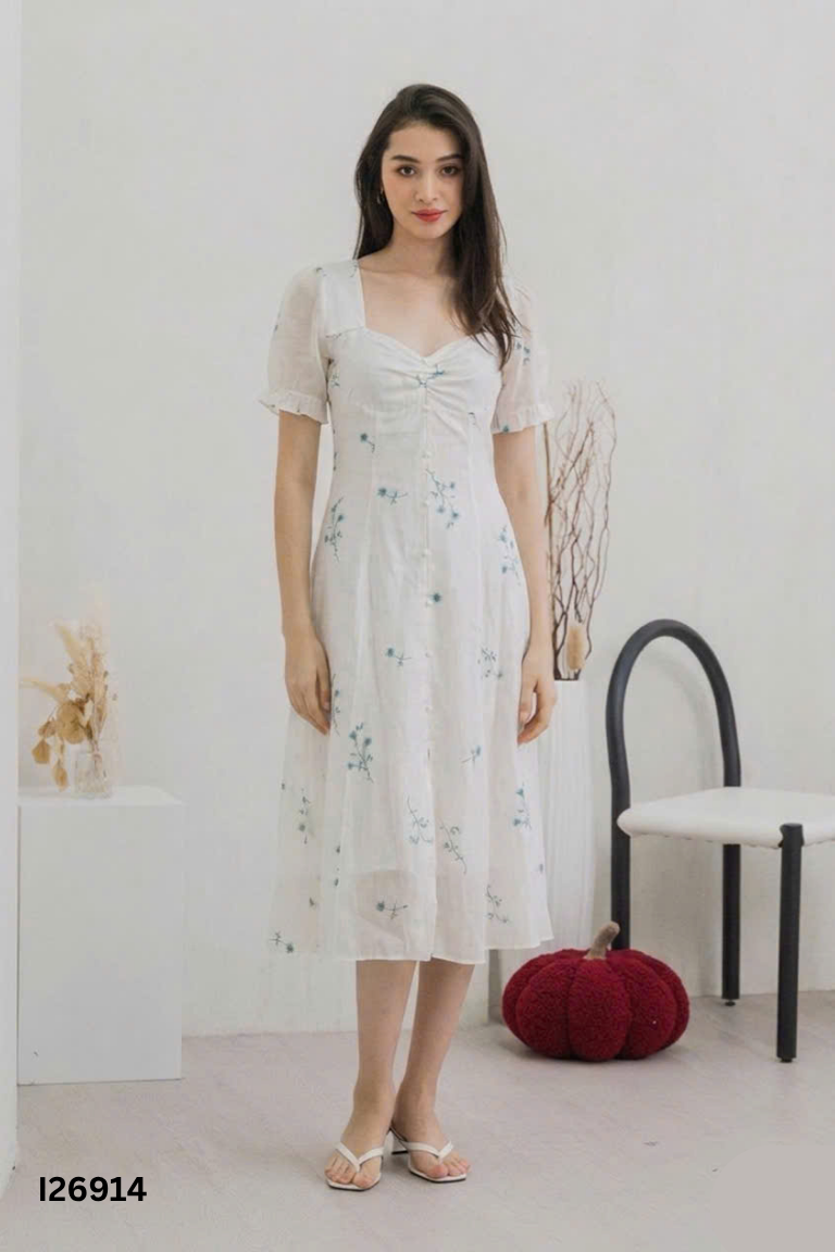 Váy kem voan hoa xanh cúc ngọc