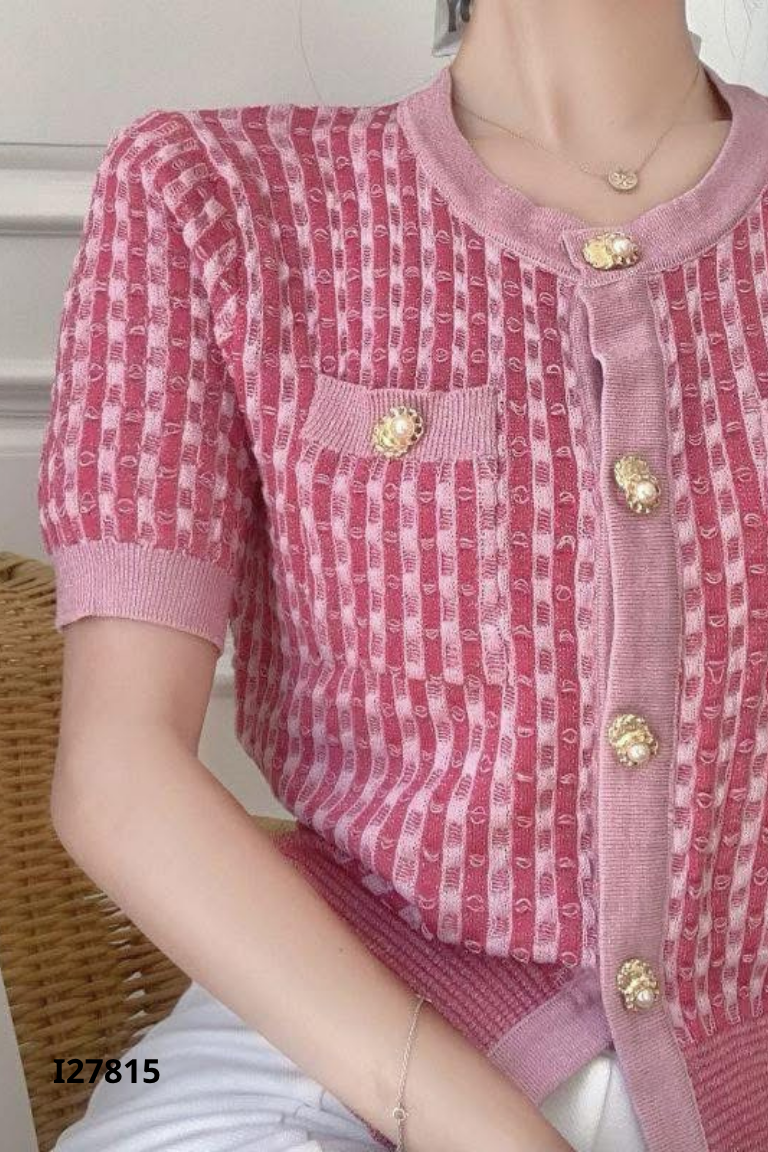 Áo len hồng họa tiết cúc đồng