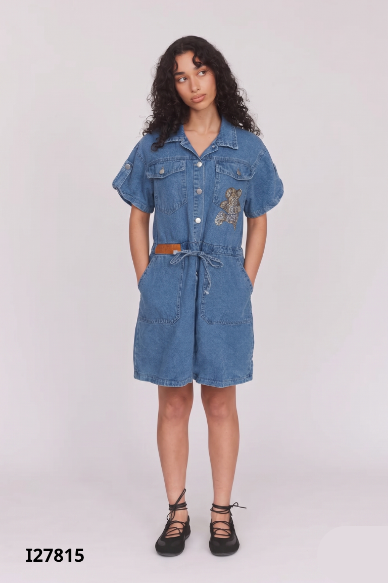 Váy jeans xanh óng ánh