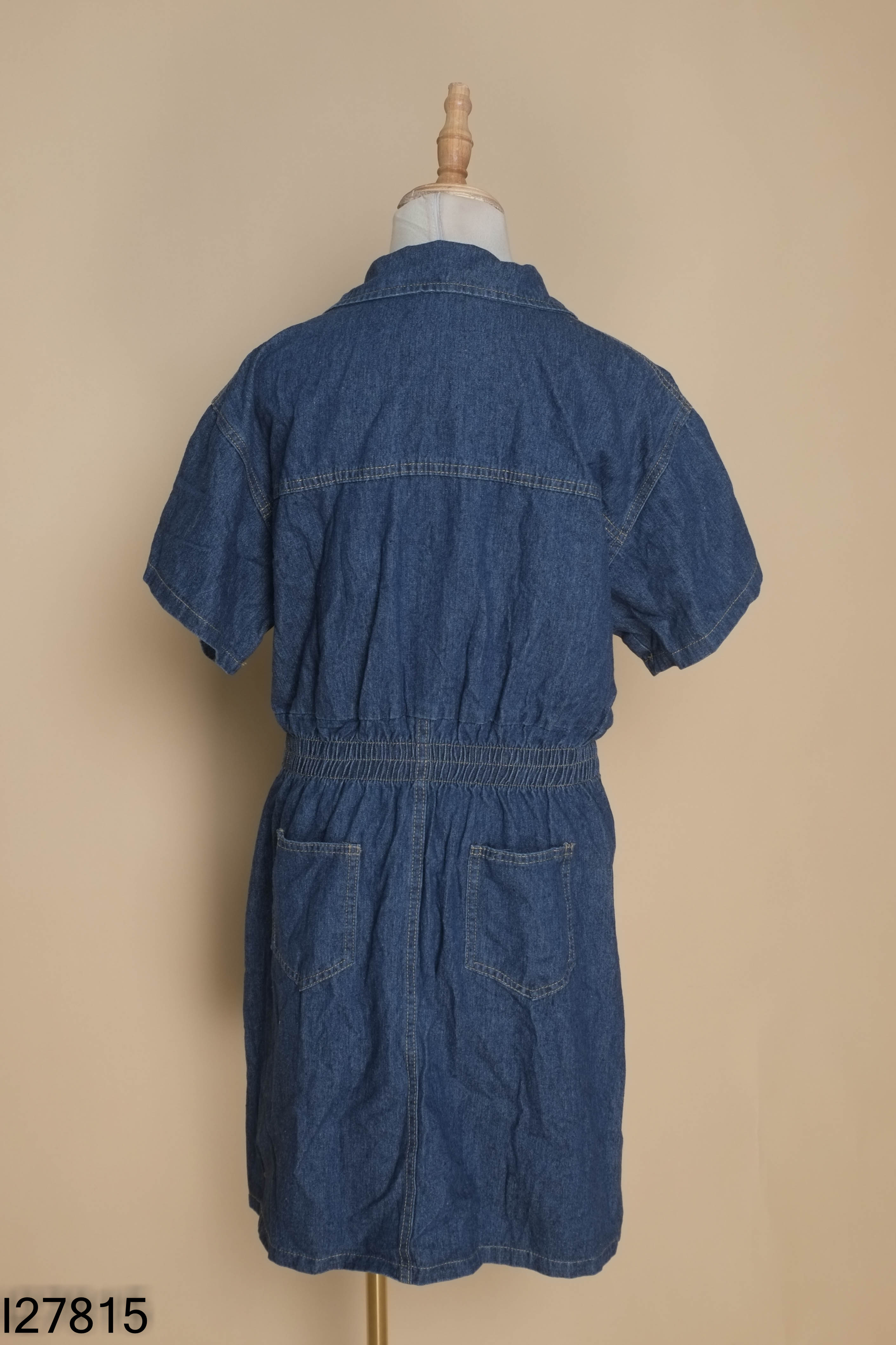 Váy jeans xanh túi ngực